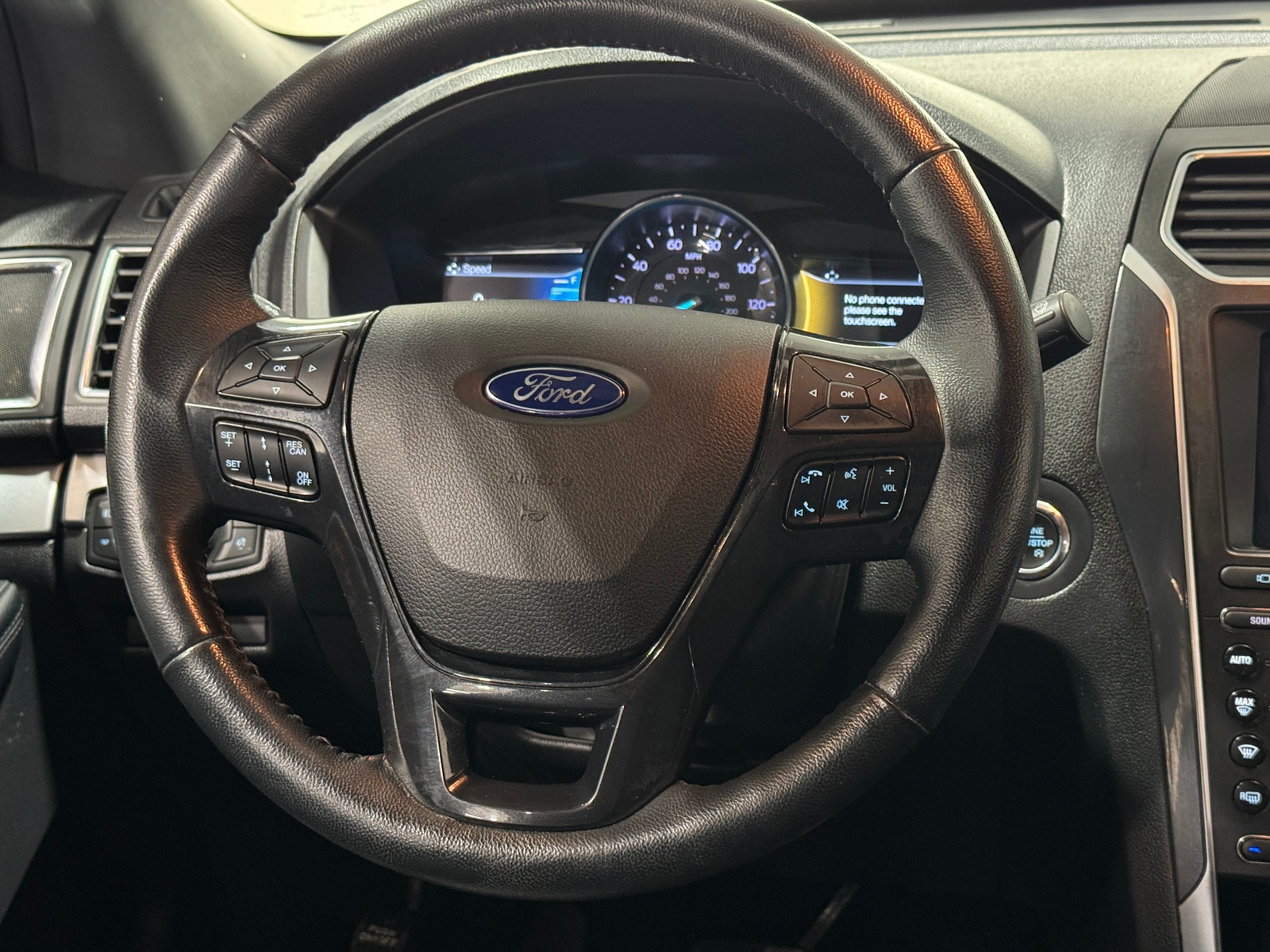 Thumbnail: 2018 Ford Explorer - 4