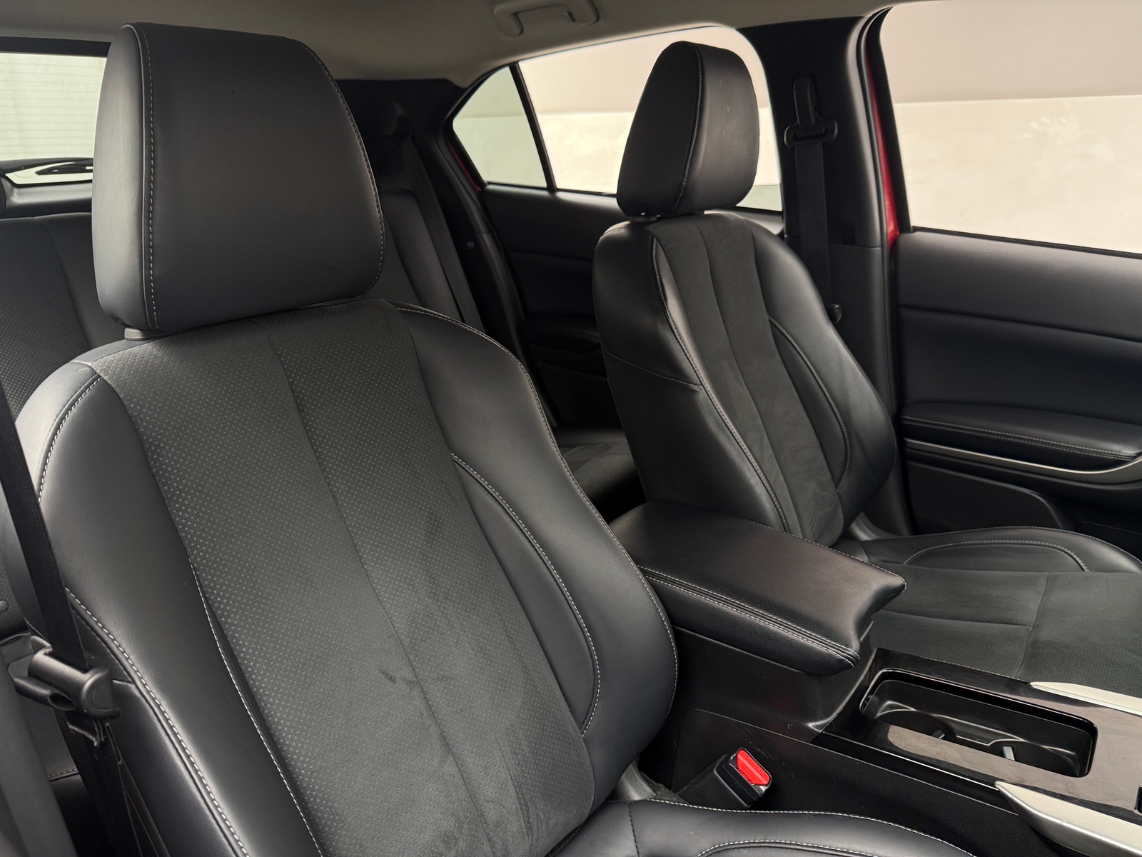 Thumbnail: 2024 Mitsubishi Eclipse Cross - 2