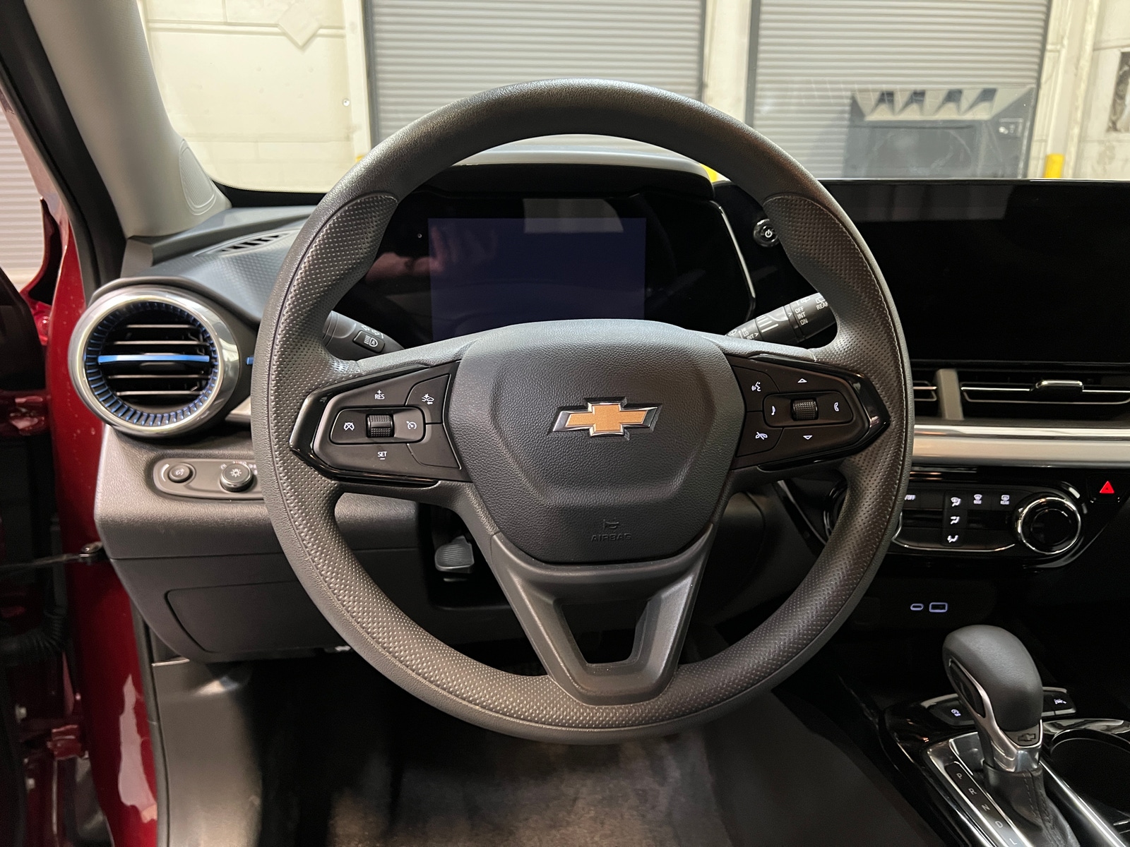 Thumbnail: 2025 Chevrolet Trax - 5