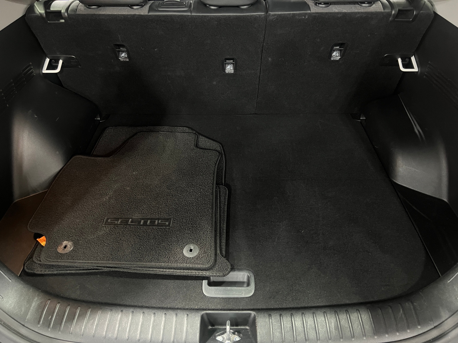 Thumbnail: 2025 Kia Seltos - 7