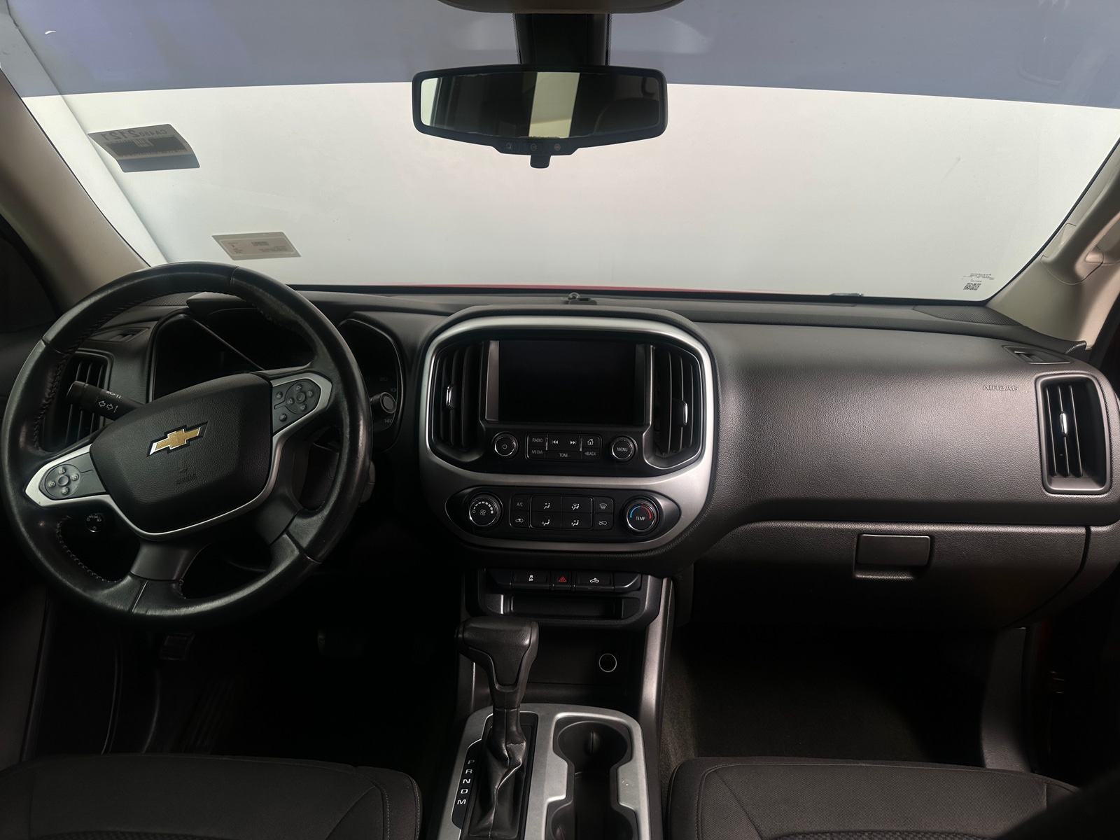 Thumbnail: 2016 Chevrolet Colorado - 3