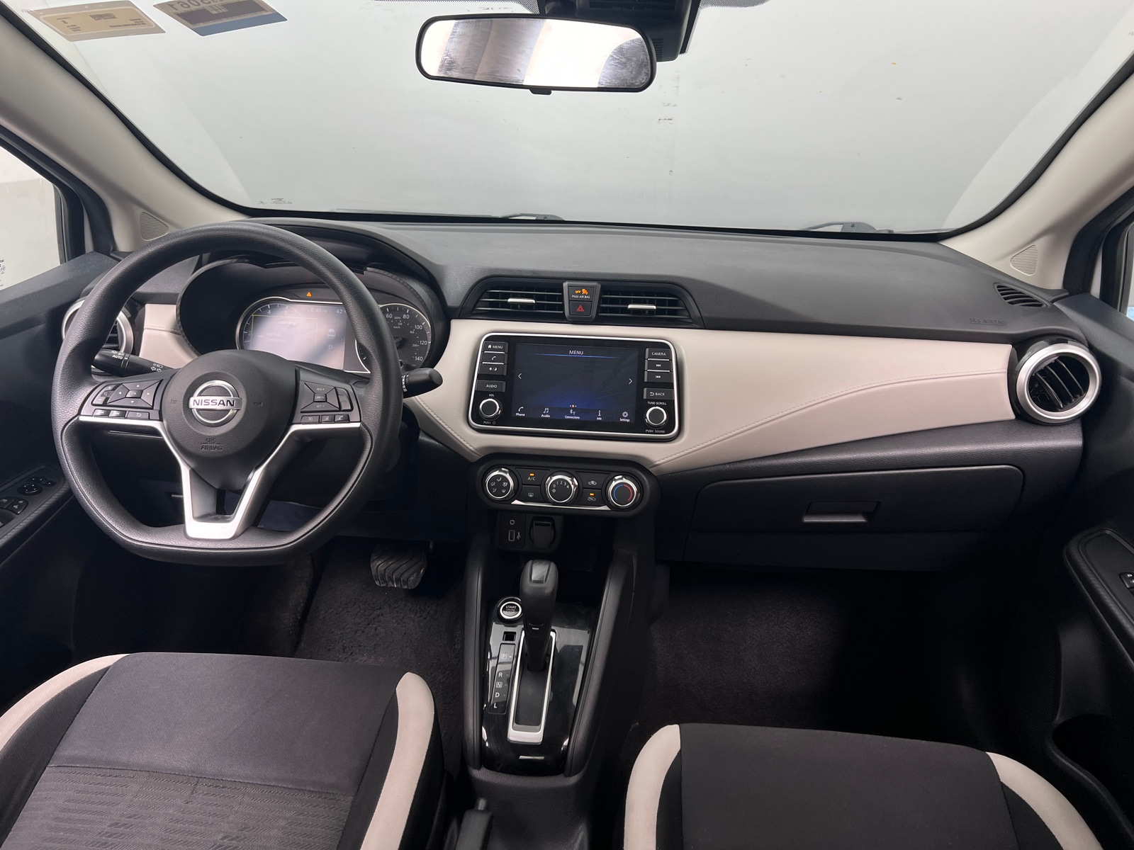 Thumbnail: 2022 Nissan Versa - 3