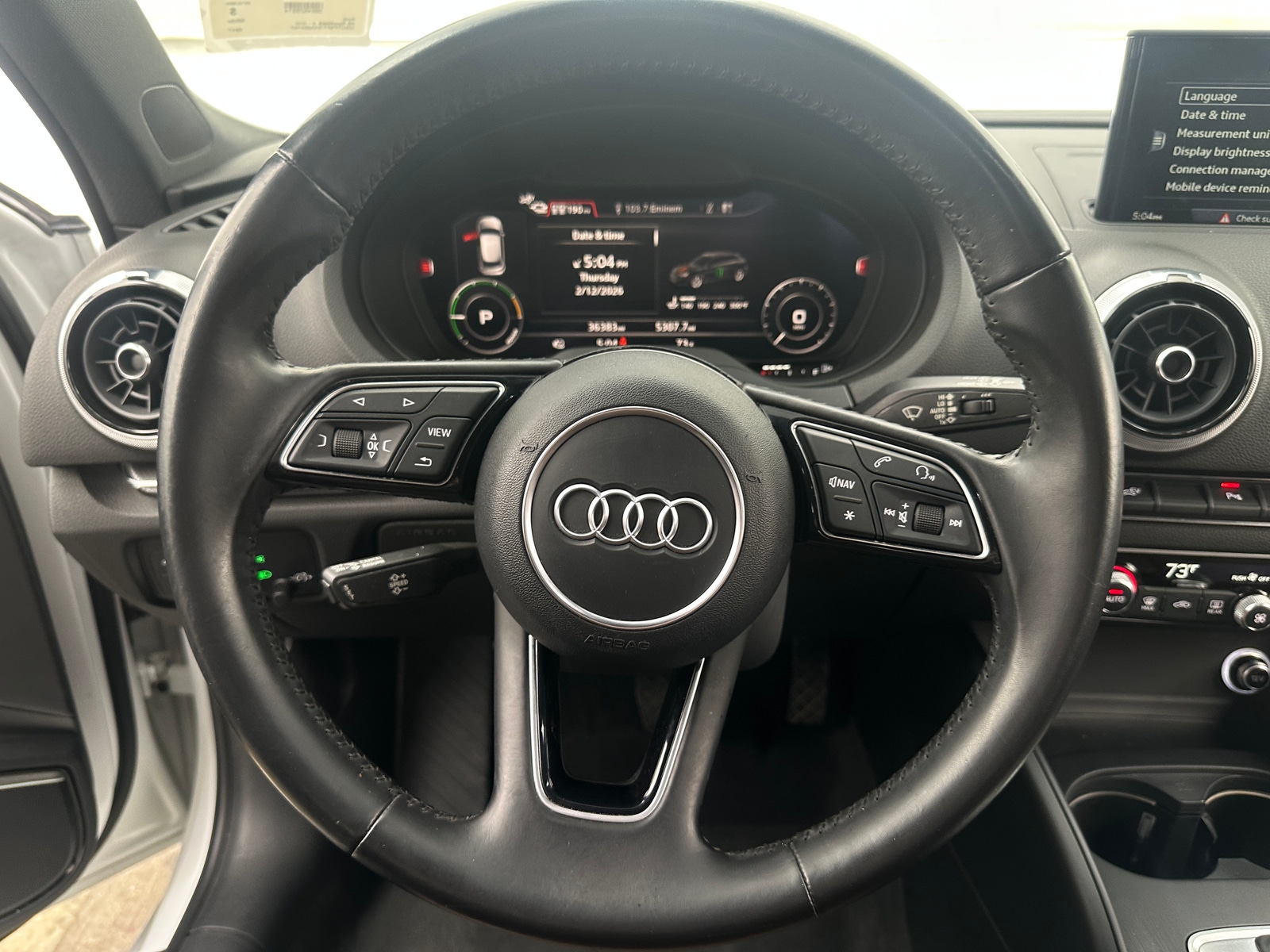 Thumbnail: 2017 Audi A3 e-tron - 4