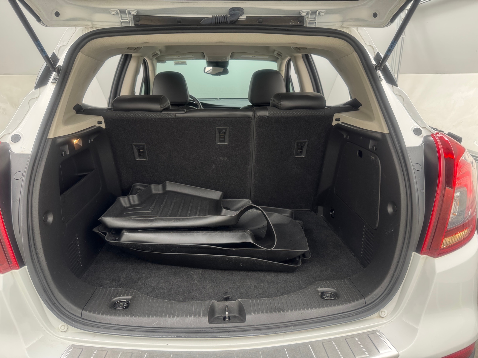 Thumbnail: 2021 Buick Encore - 7