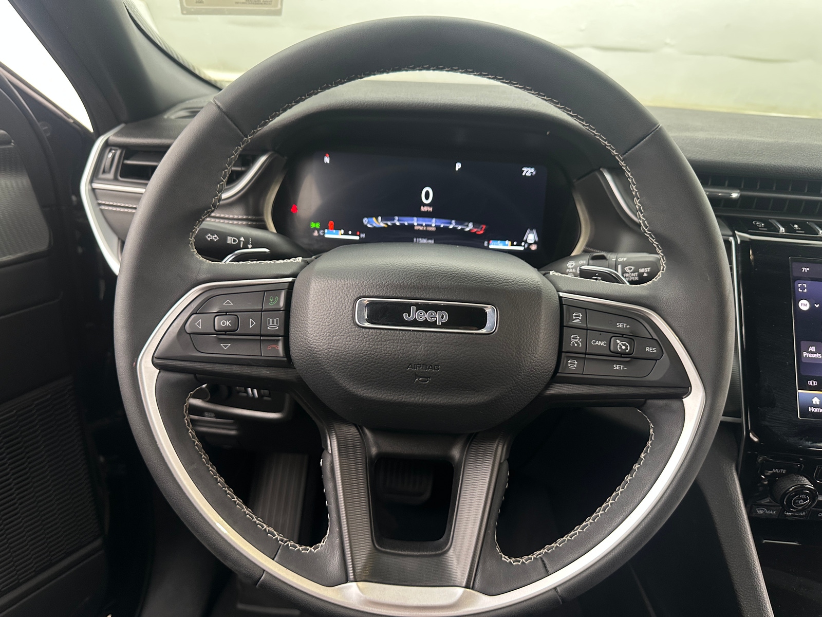 Thumbnail: 2025 Jeep Grand Cherokee - 5