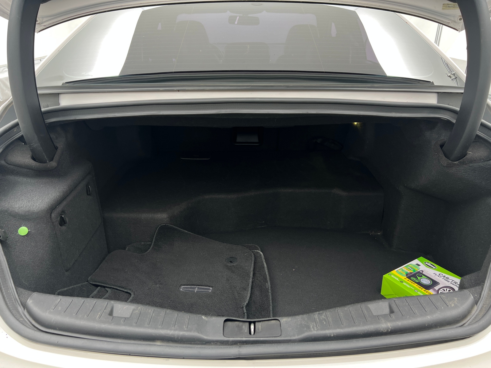 Thumbnail: 2017 Lincoln MKZ - 6