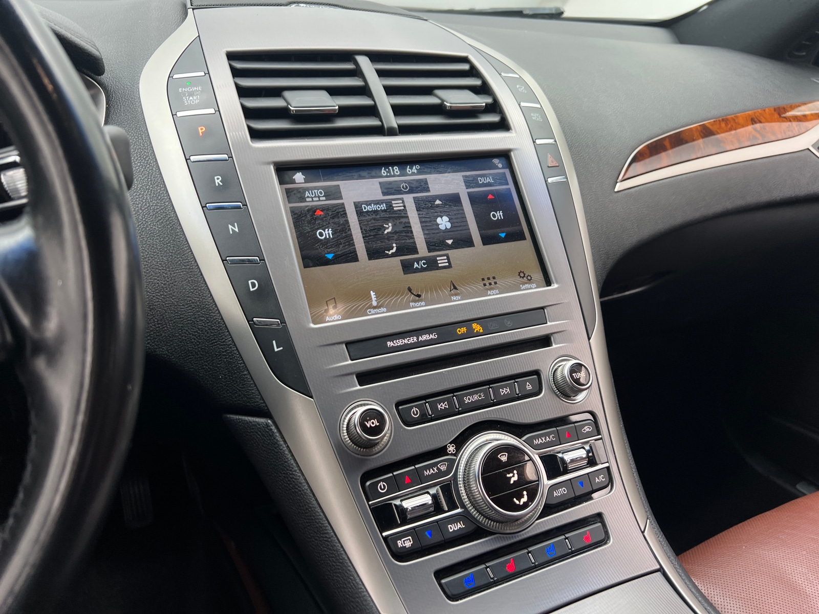 Thumbnail: 2017 Lincoln MKZ - 3