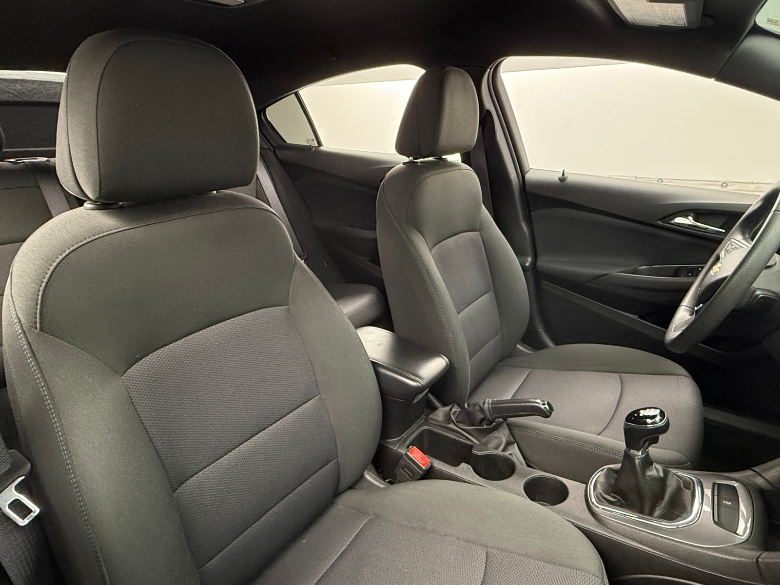 Thumbnail: 2017 Chevrolet Cruze - 2