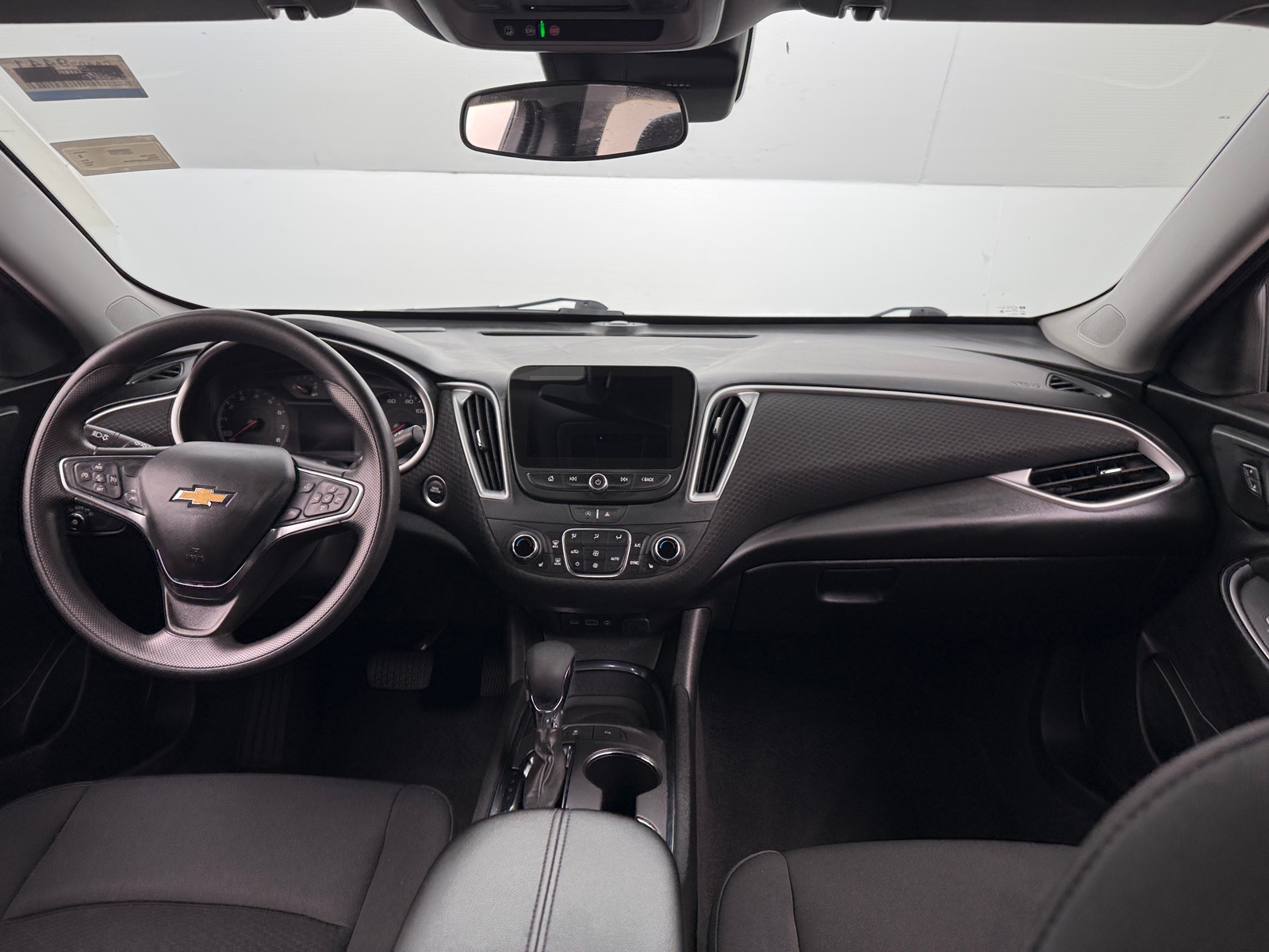 Thumbnail: 2024 Chevrolet Malibu - 3