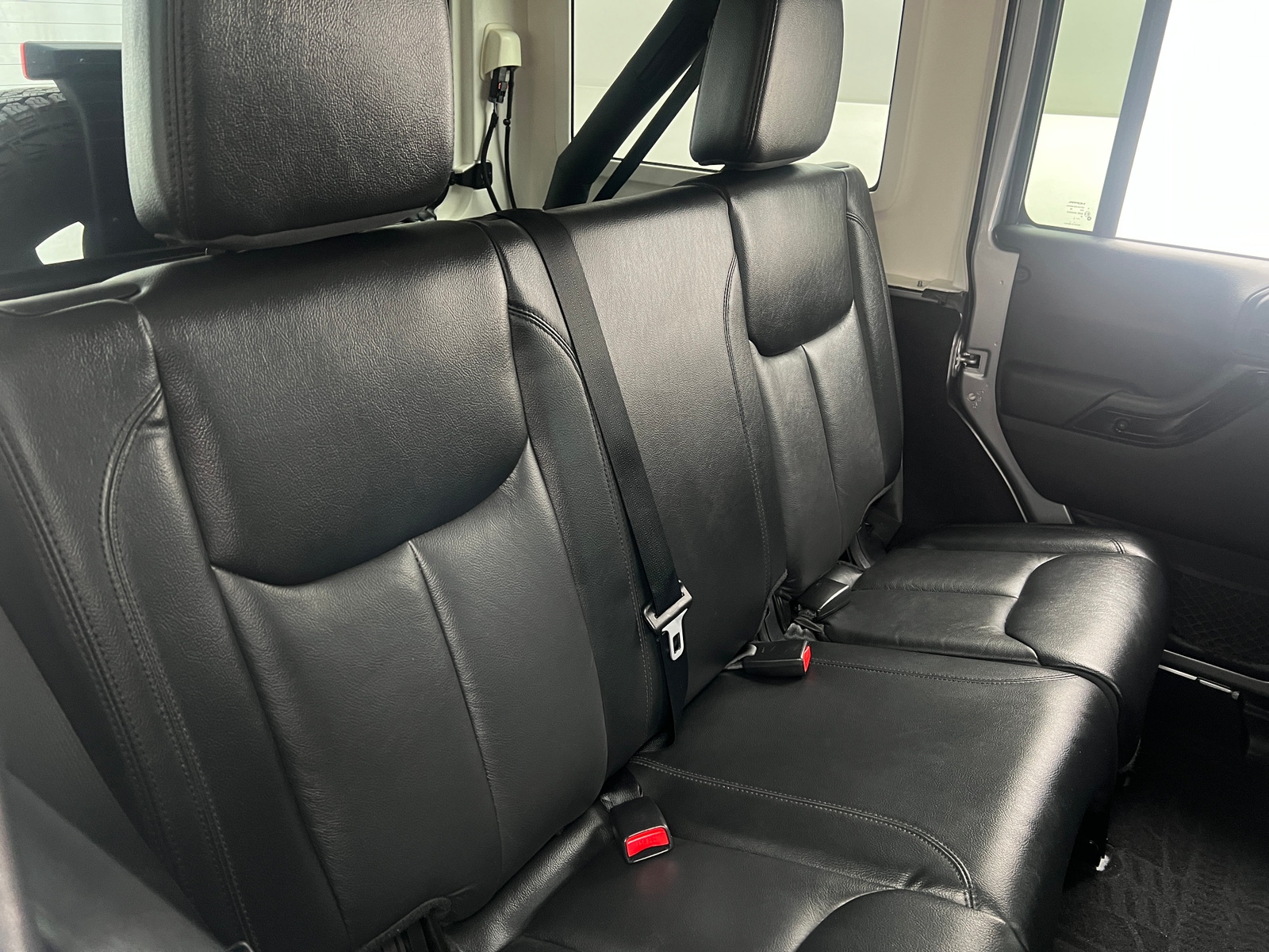 Thumbnail: 2015 Jeep Wrangler - 5