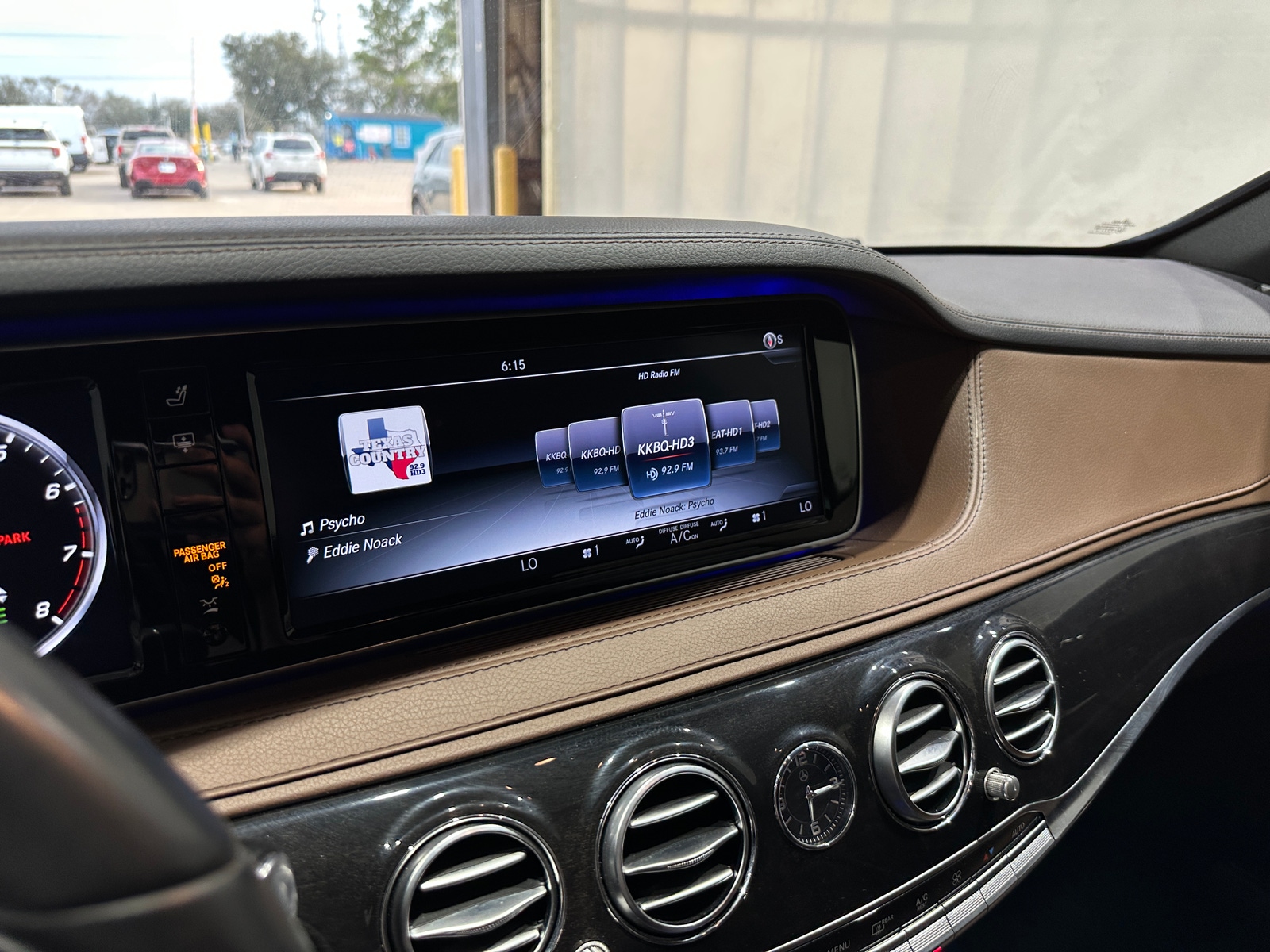 Thumbnail: 2016 Mercedes-Benz S-Class - 3