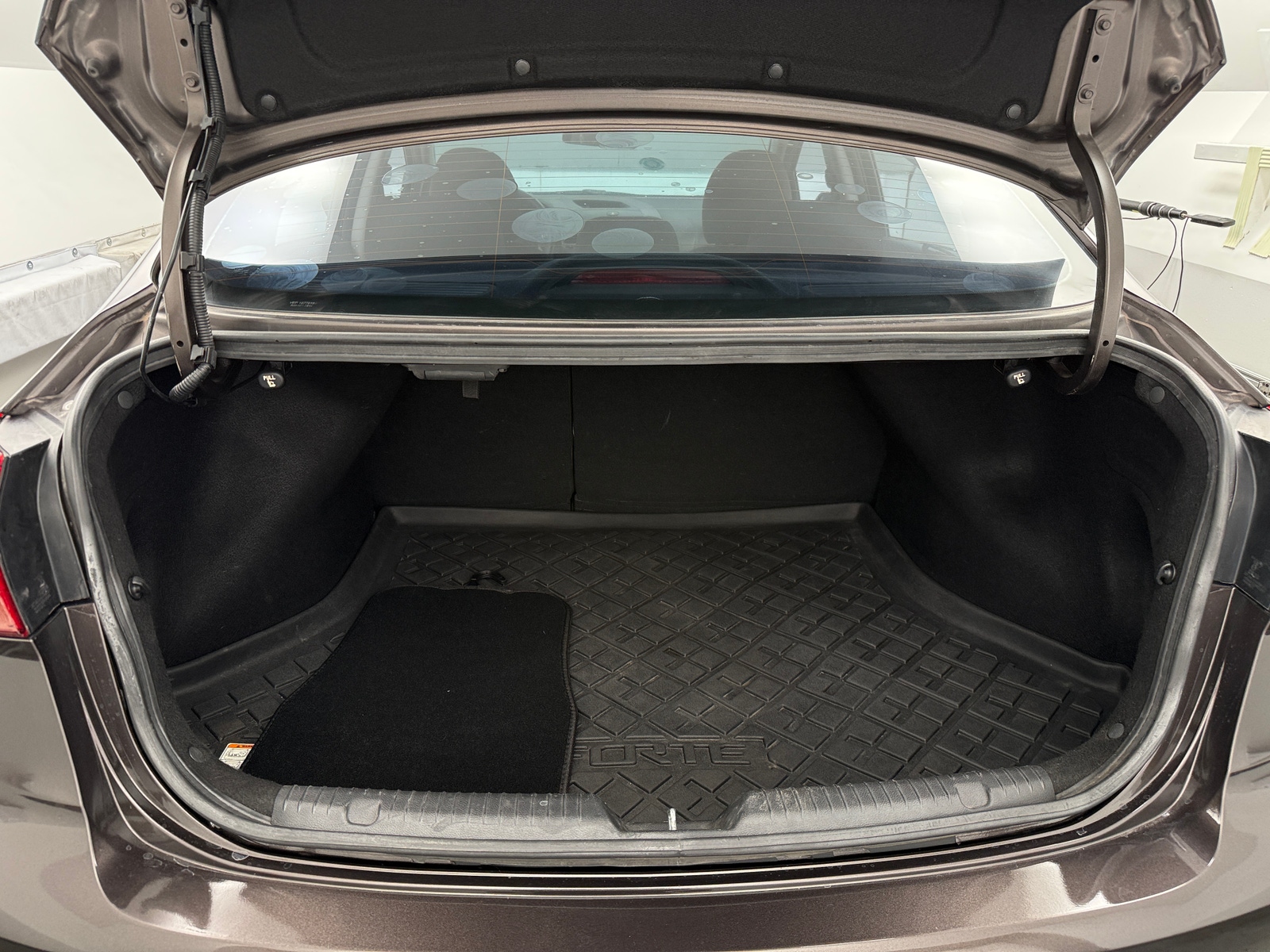 Thumbnail: 2017 Kia Forte - 7