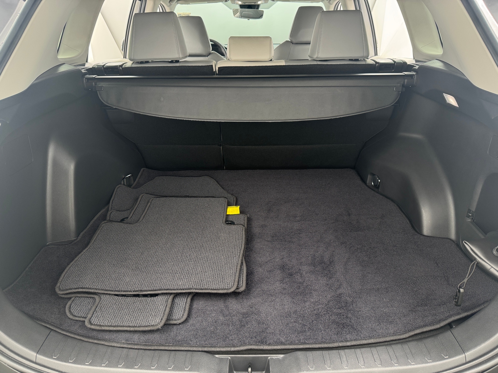 Thumbnail: 2023 Toyota RAV4 - 7