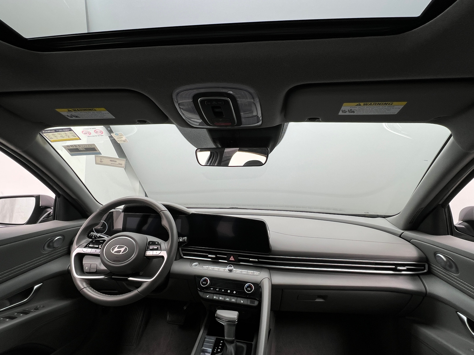 Thumbnail: 2025 Hyundai Elantra - 3