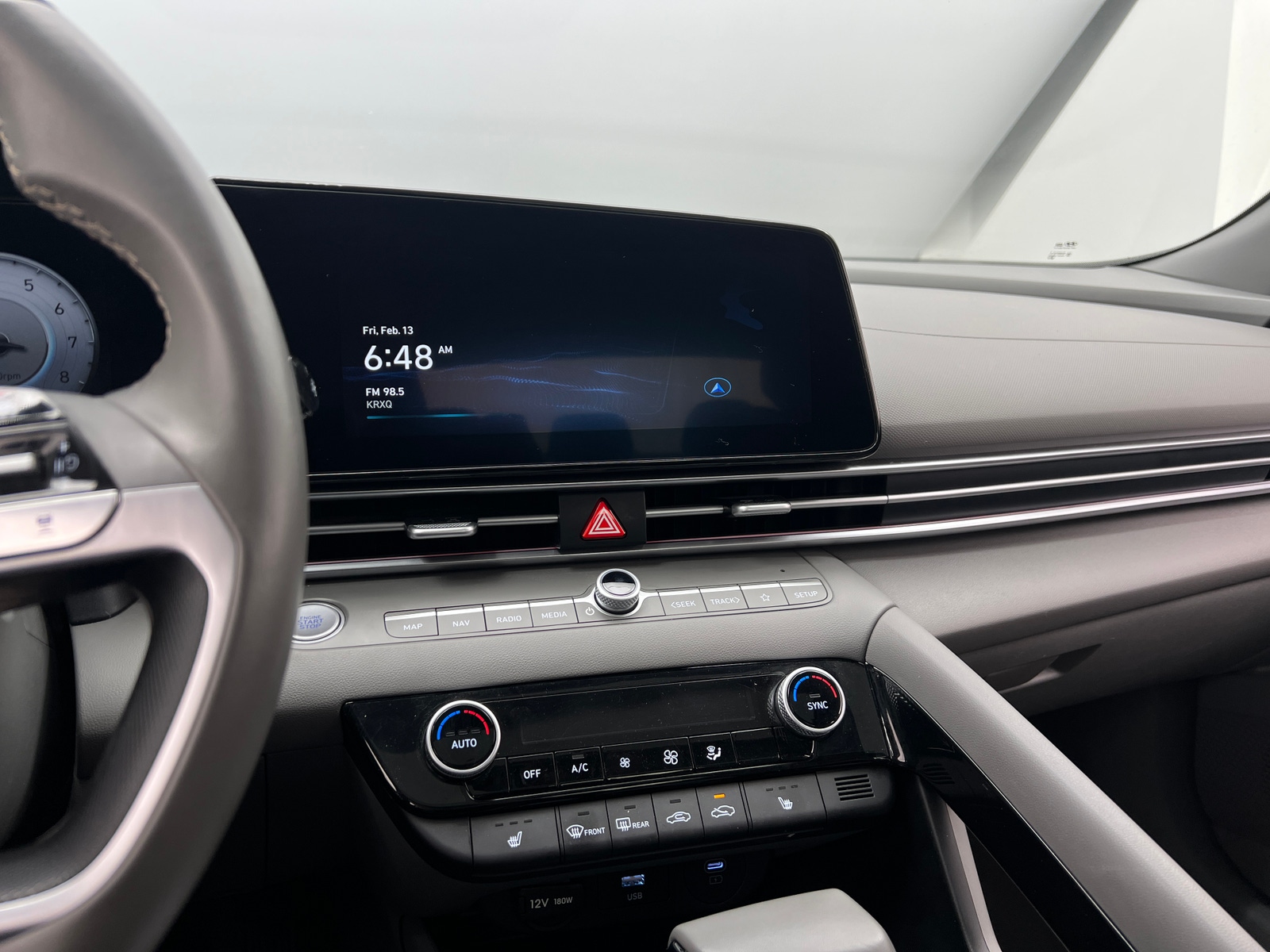 Thumbnail: 2025 Hyundai Elantra - 4