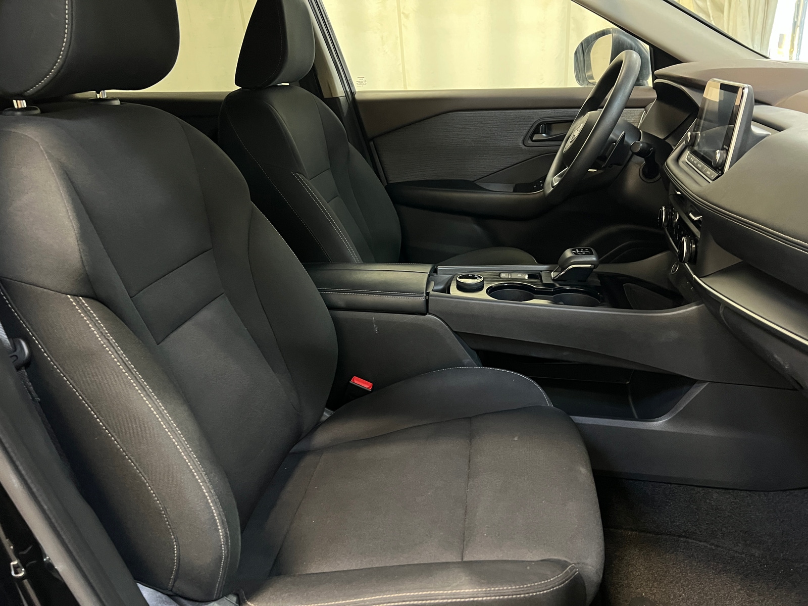 Thumbnail: 2023 Nissan Rogue - 2