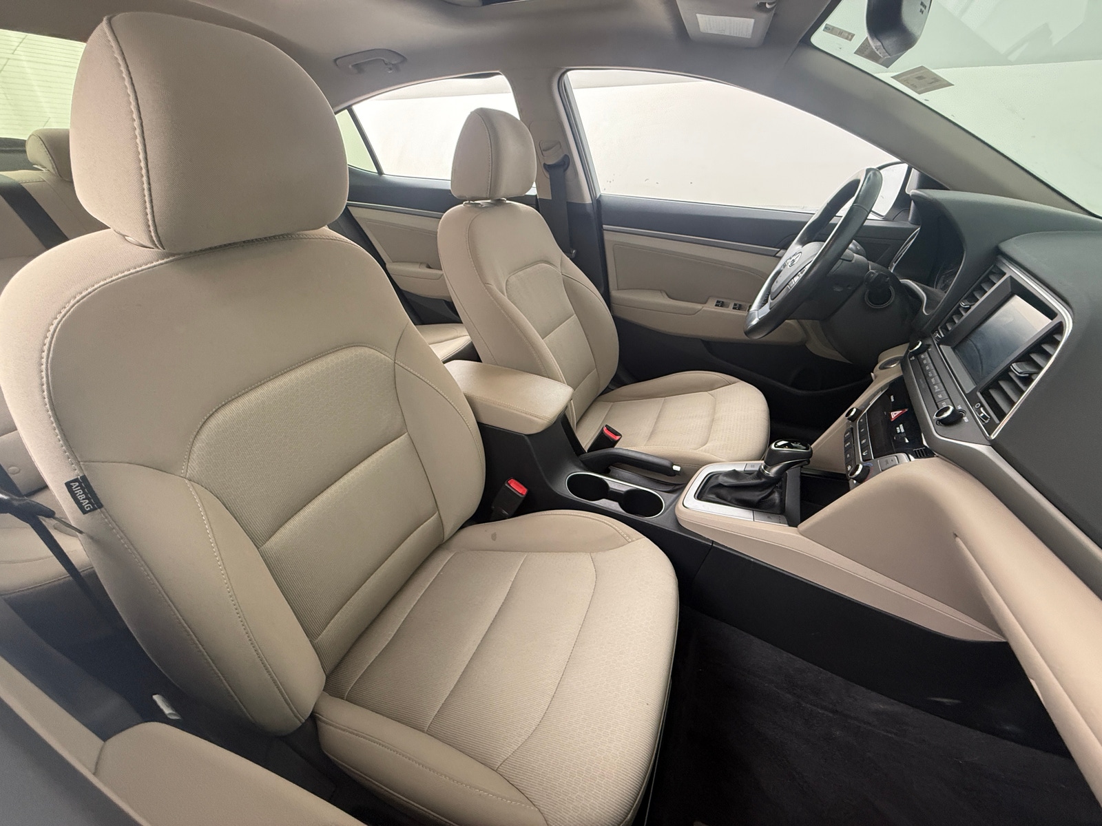 Thumbnail: 2017 Hyundai Elantra - 2