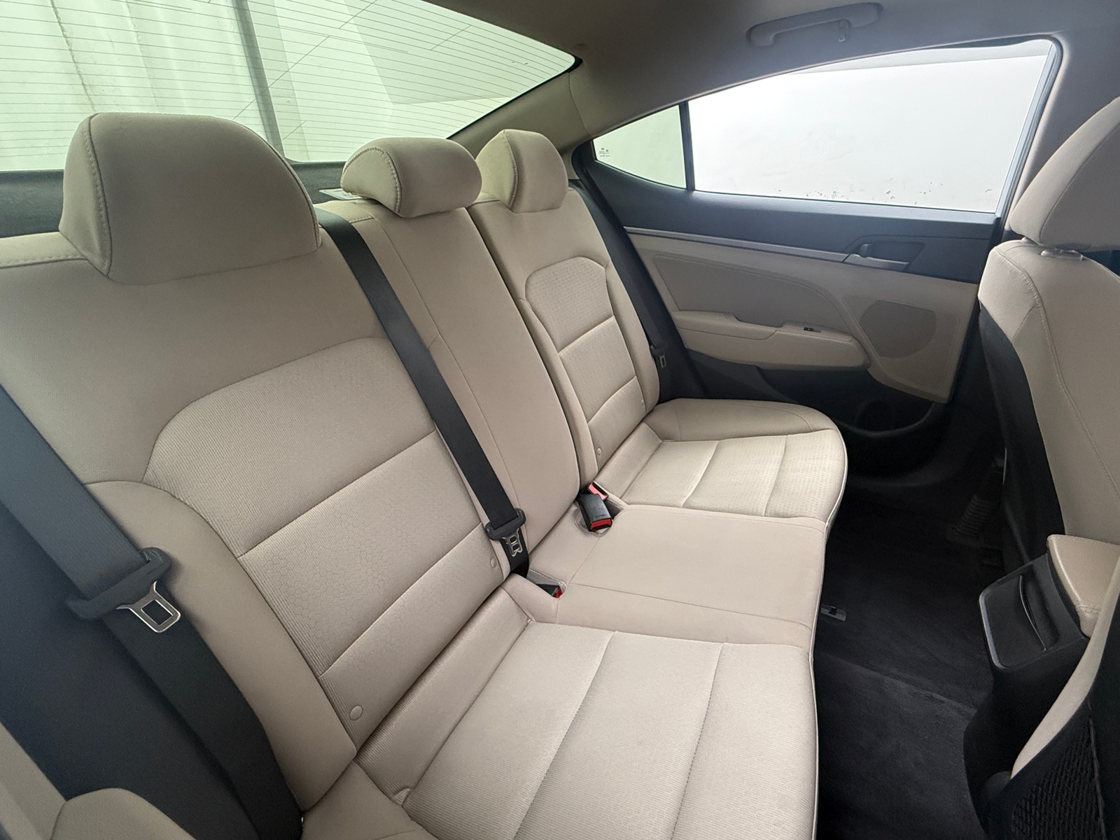 Thumbnail: 2017 Hyundai Elantra - 6