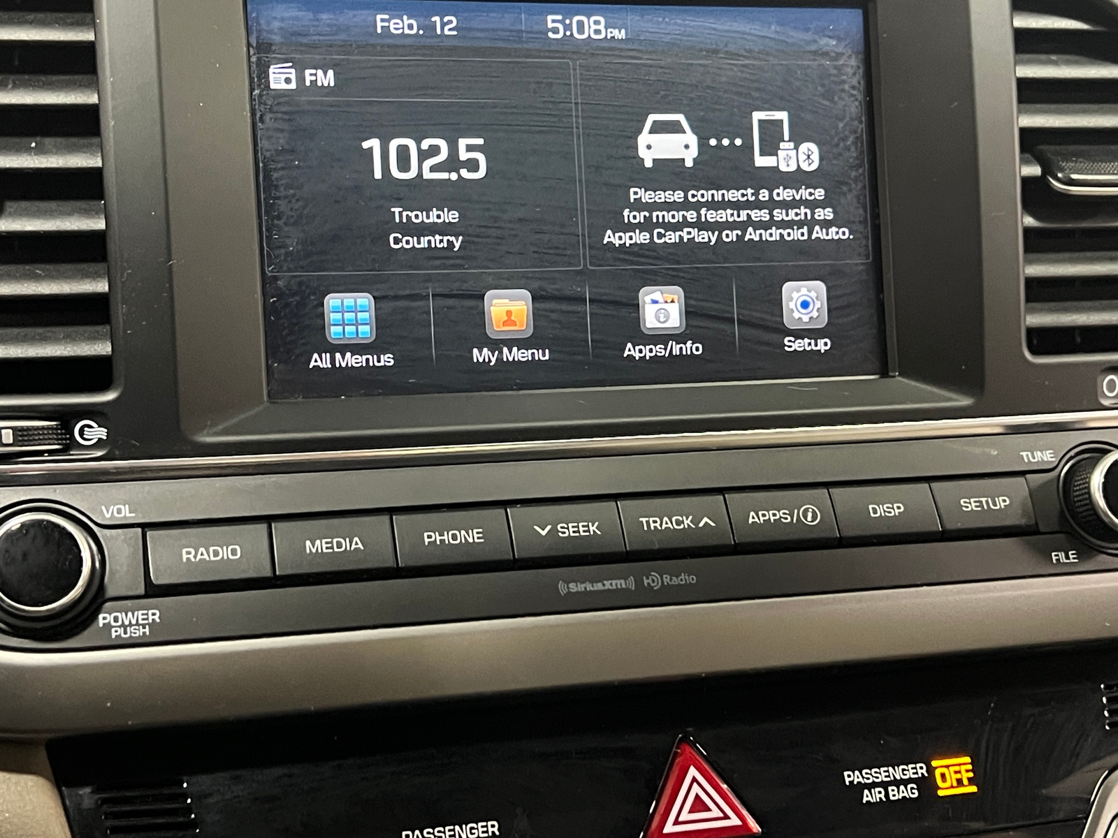 Thumbnail: 2017 Hyundai Elantra - 4