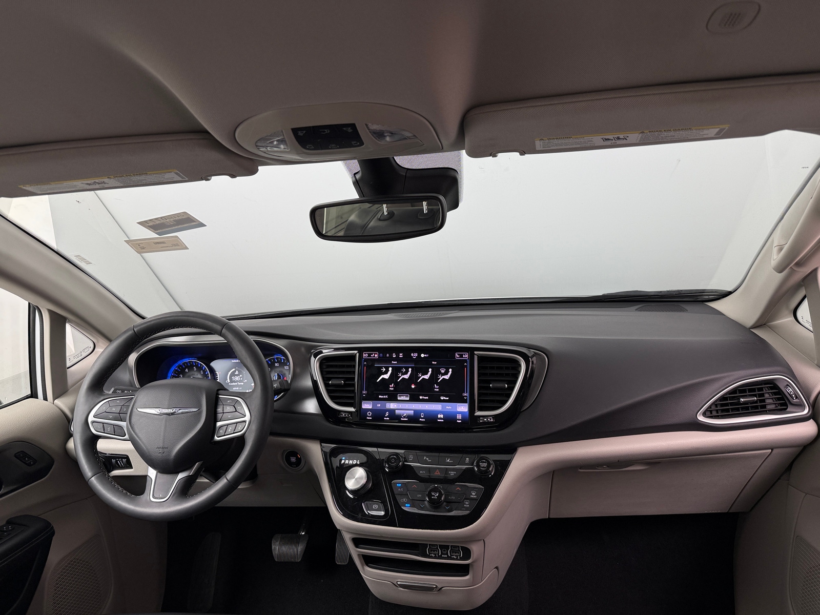 Thumbnail: 2023 Chrysler Pacifica - 2