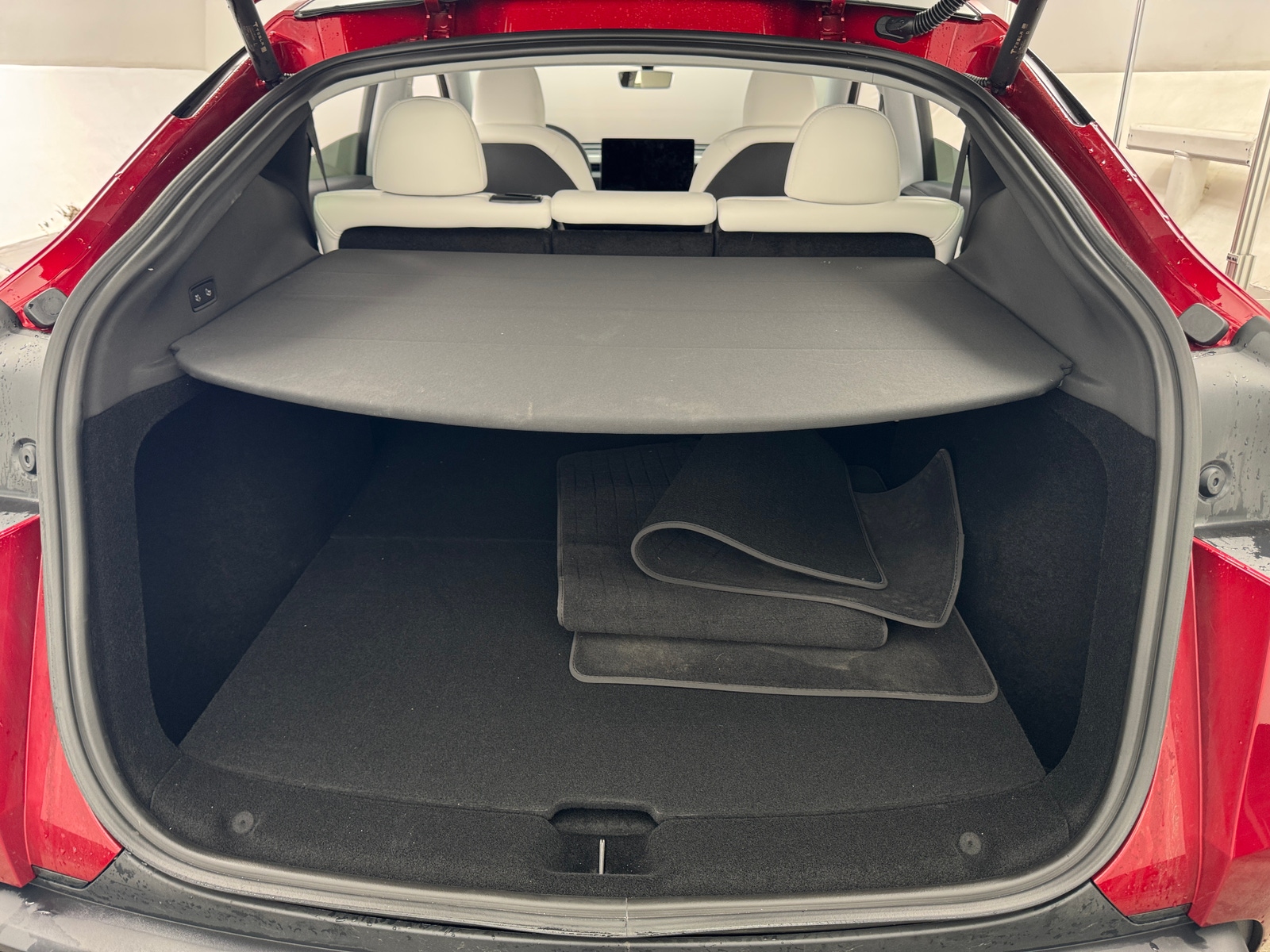 Thumbnail: 2026 Tesla Model Y - 6