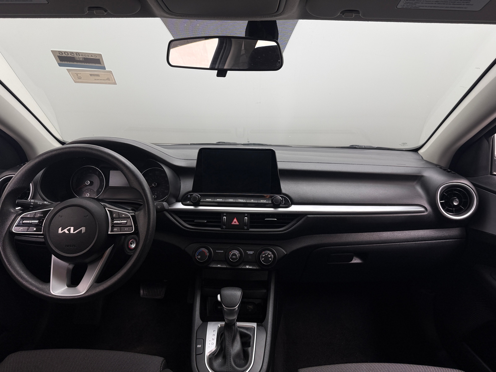 Thumbnail: 2024 Kia Forte - 3