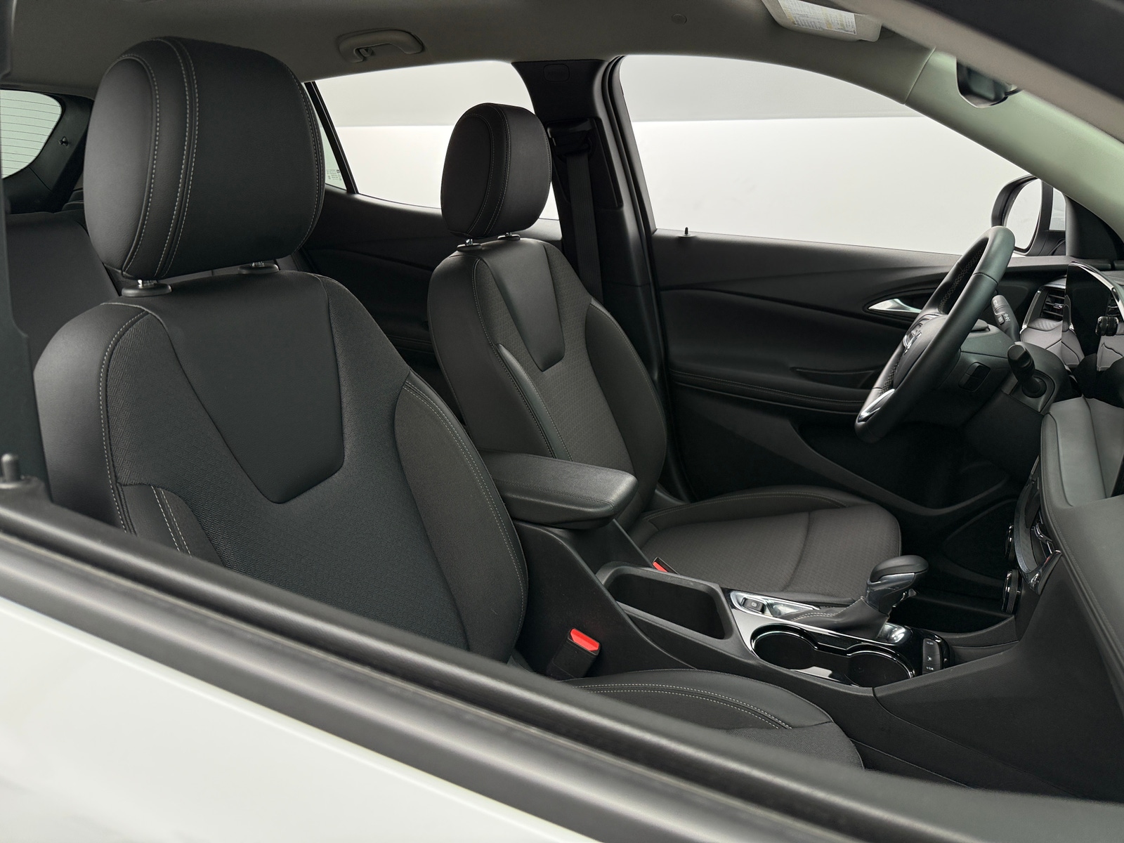 Thumbnail: 2025 Buick Encore GX - 2