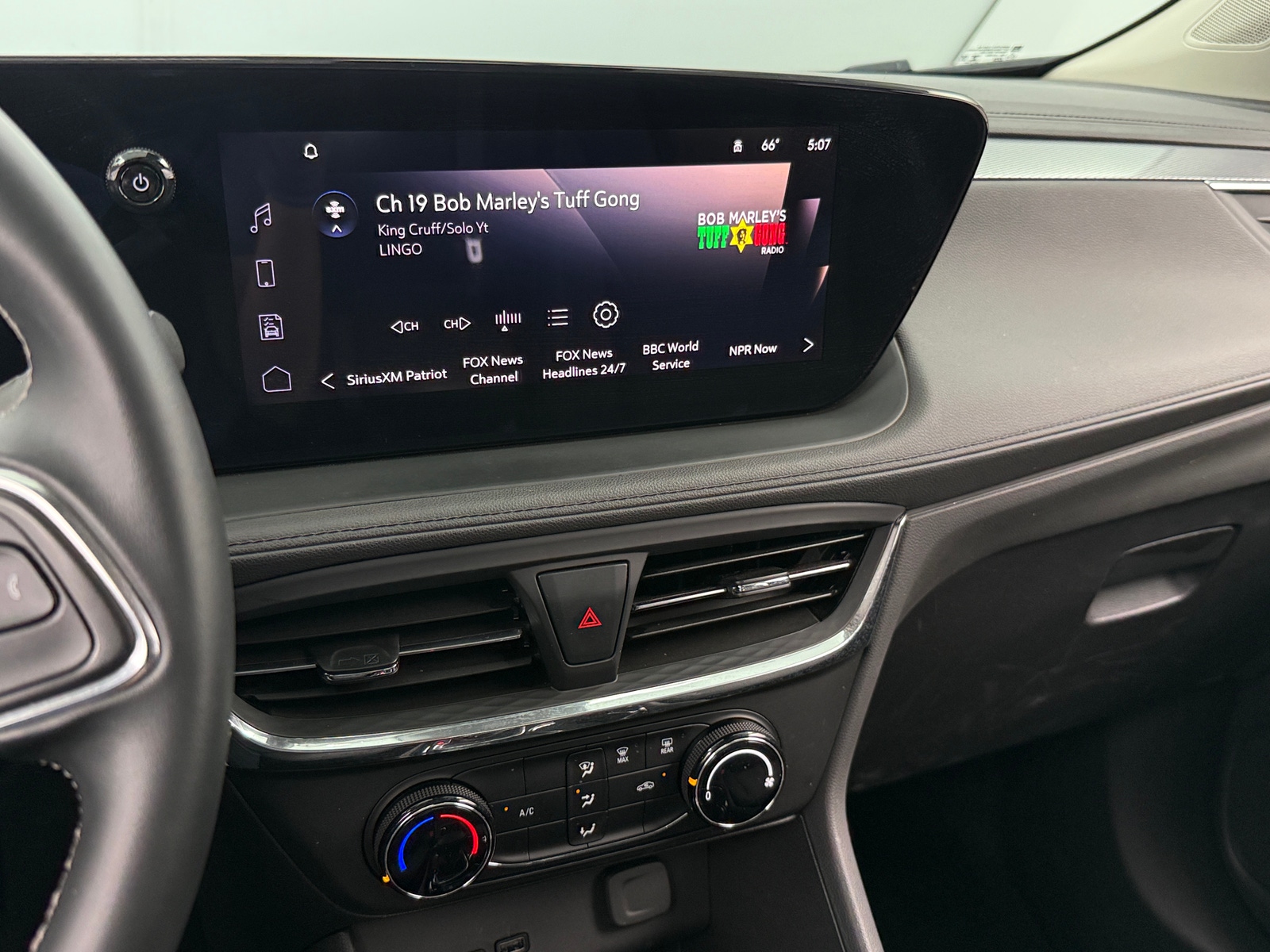 Thumbnail: 2025 Buick Encore GX - 4