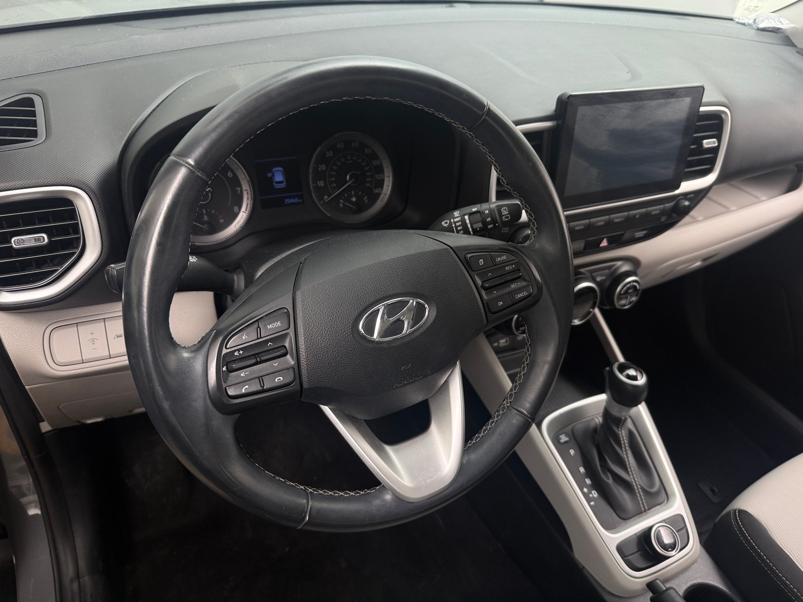 Thumbnail: 2022 Hyundai Venue - 5