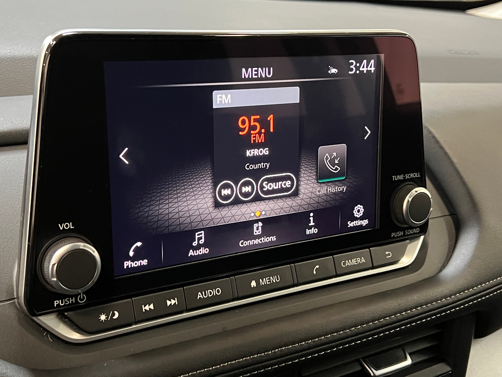 Thumbnail: 2025 Nissan Rogue - 4