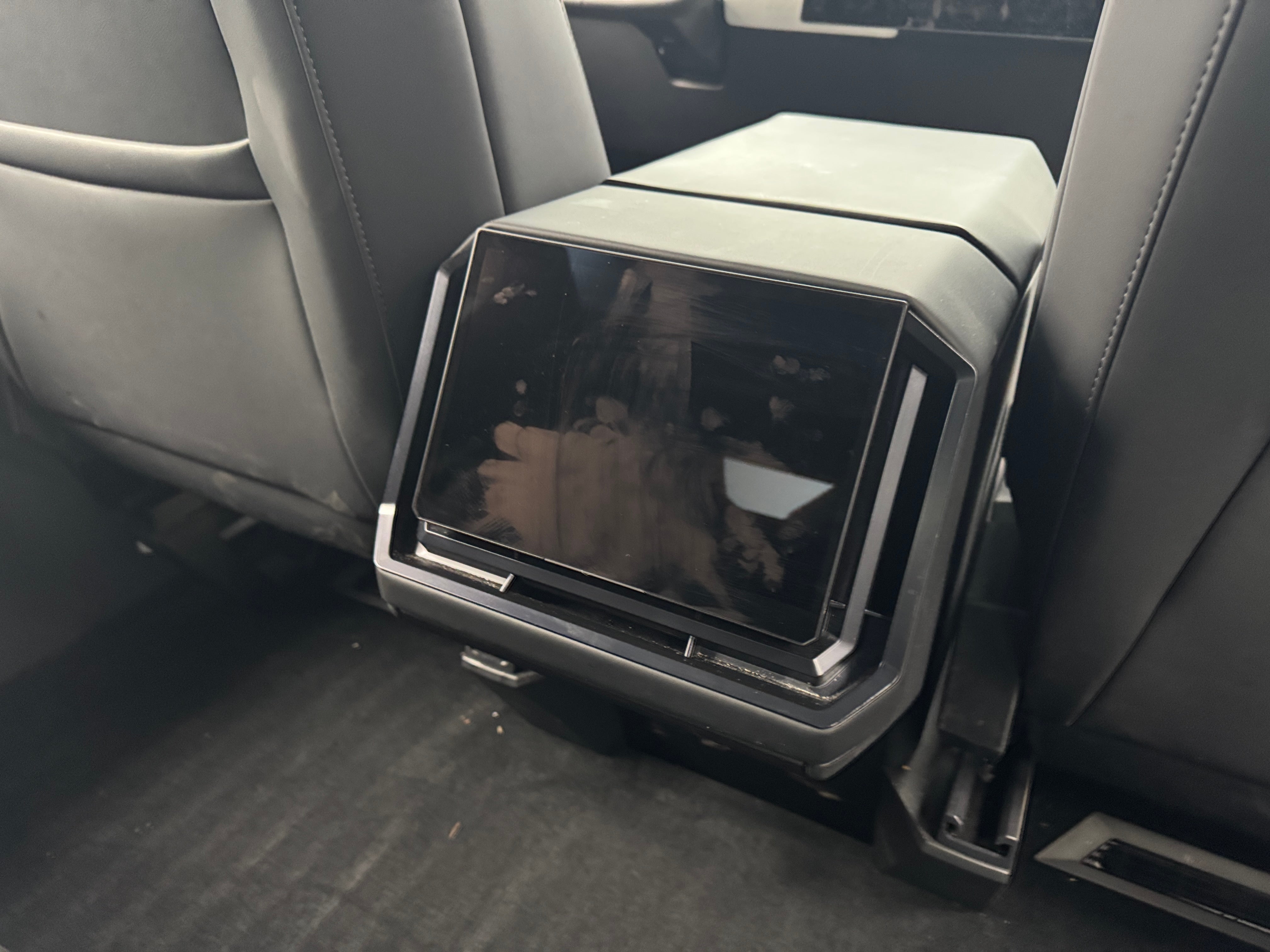 2024 Tesla Cybertruck