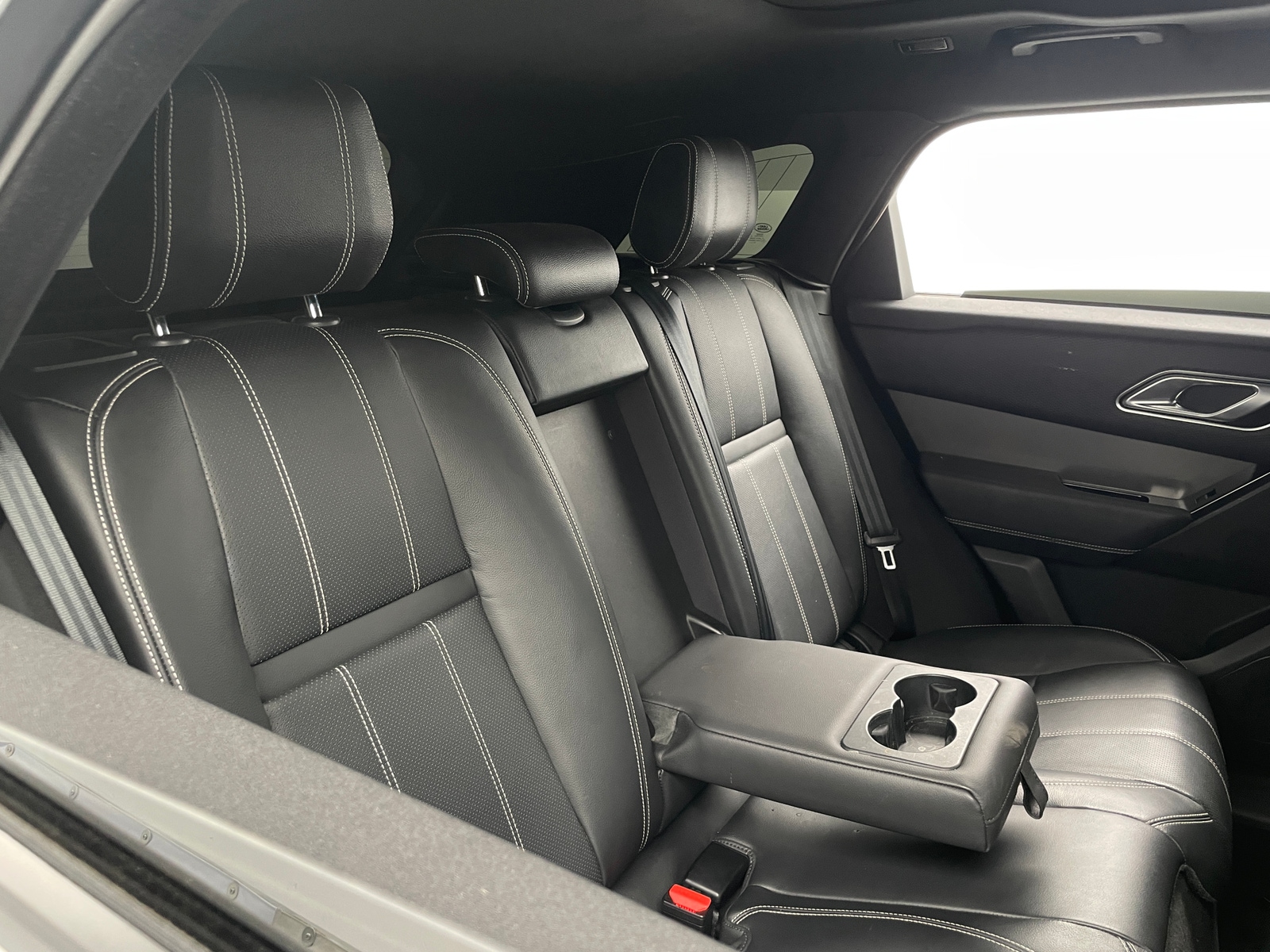 Thumbnail: 2020 Land Rover Range Rover Velar - 5