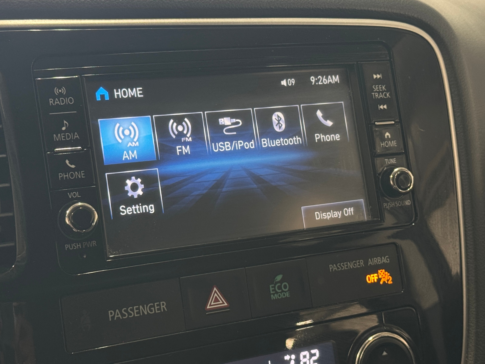 Thumbnail: 2018 Mitsubishi Outlander - 4