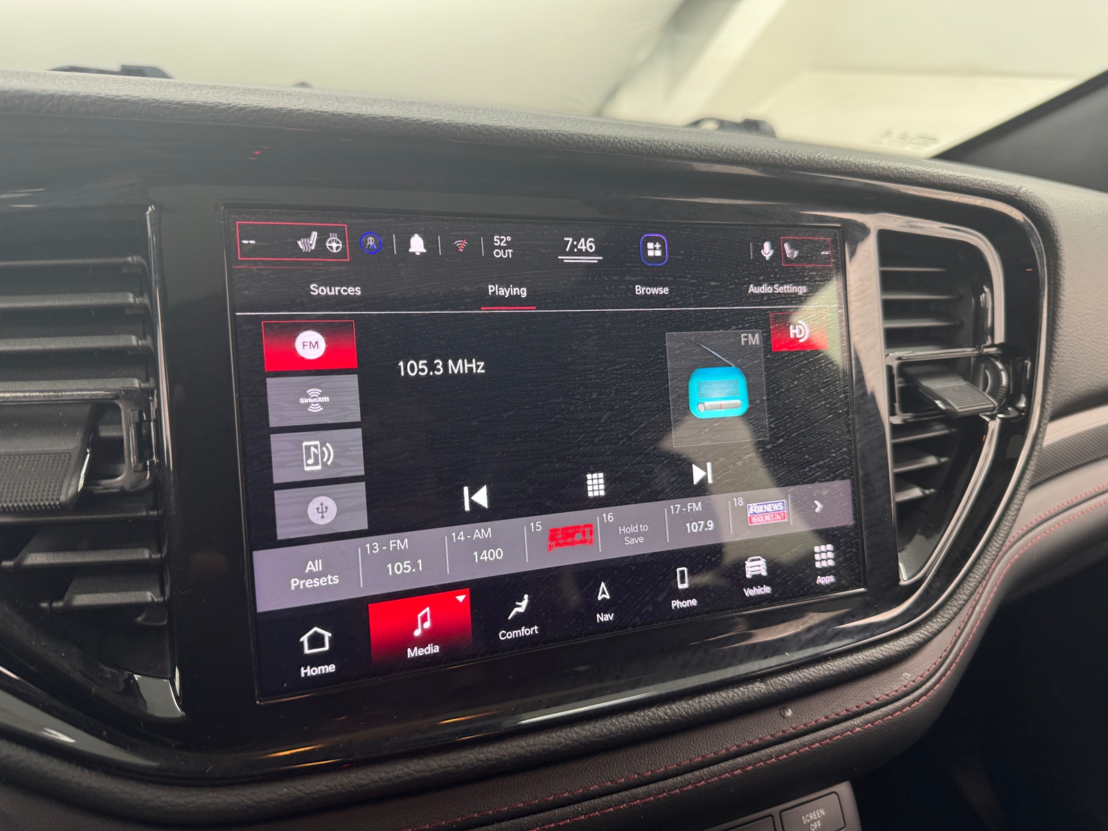 Thumbnail: 2021 Dodge Durango - 3