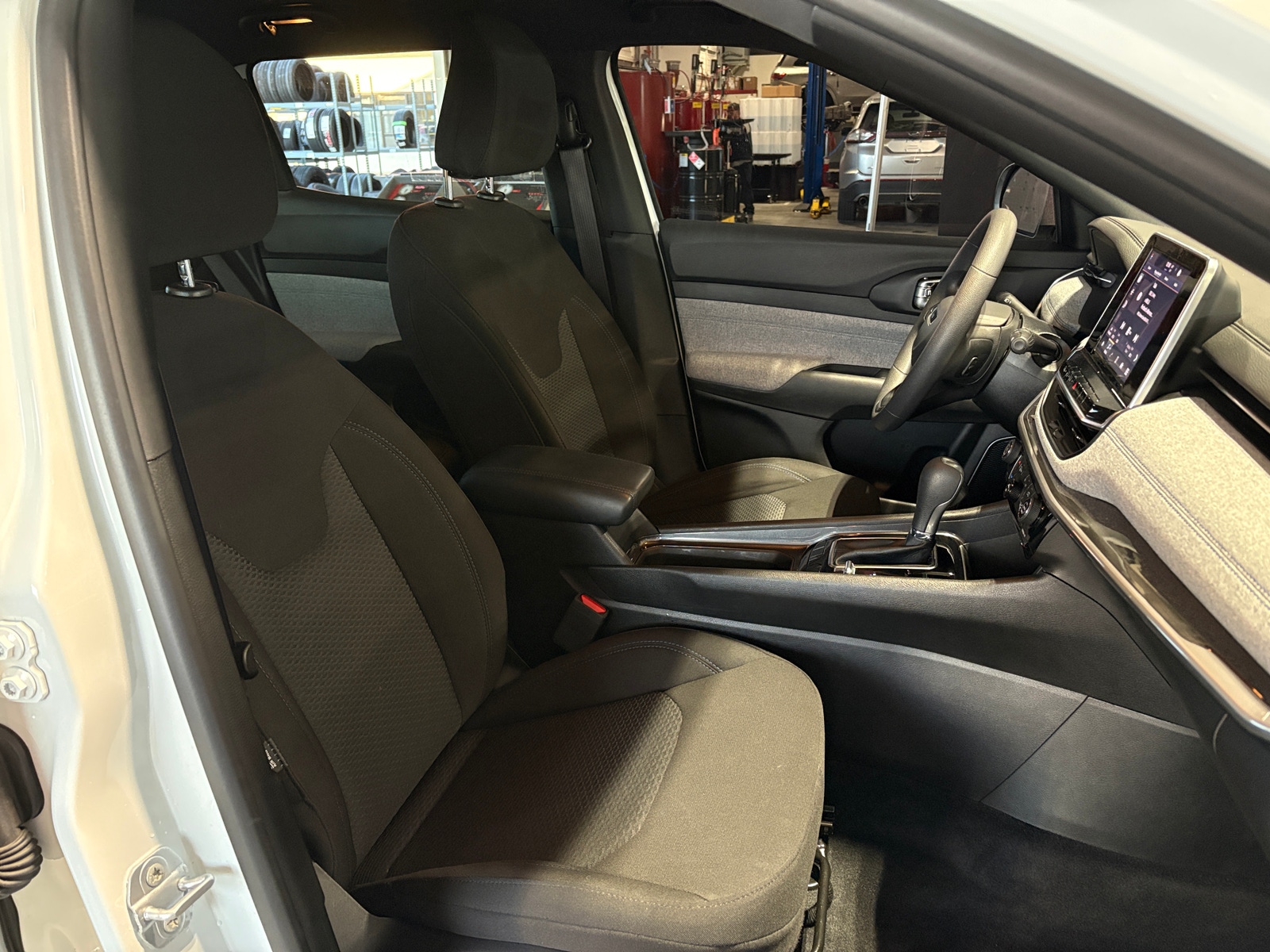 Thumbnail: 2025 Jeep Compass - 2