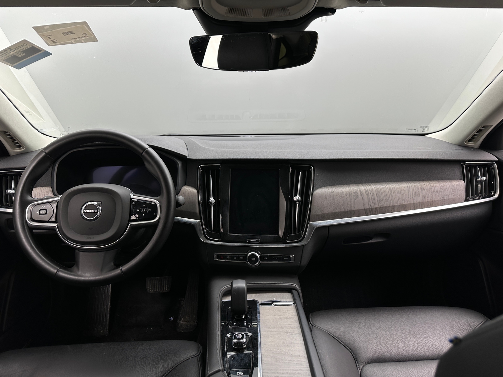 Thumbnail: 2024 Volvo S90 - 2