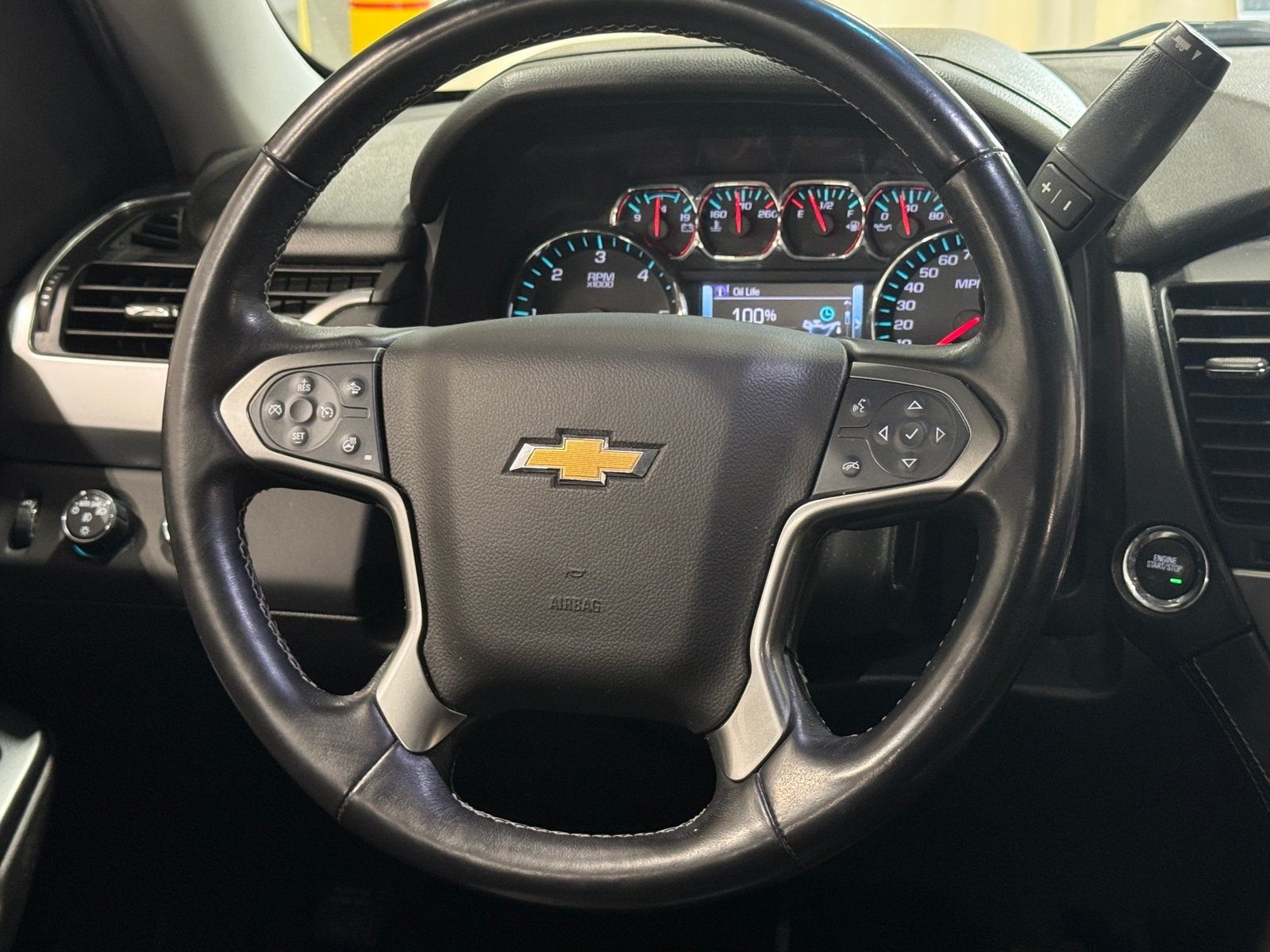 Thumbnail: 2019 Chevrolet Tahoe - 4