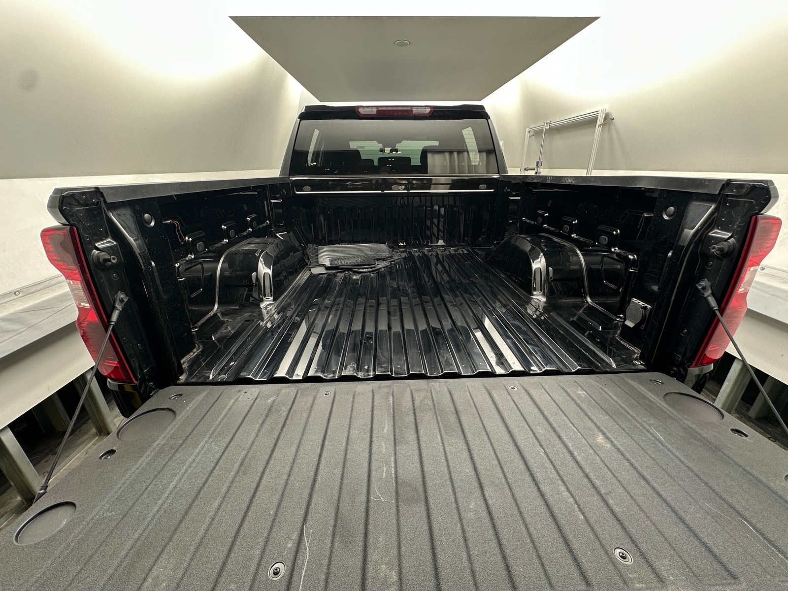 Thumbnail: 2022 Chevrolet Silverado 1500 - 7