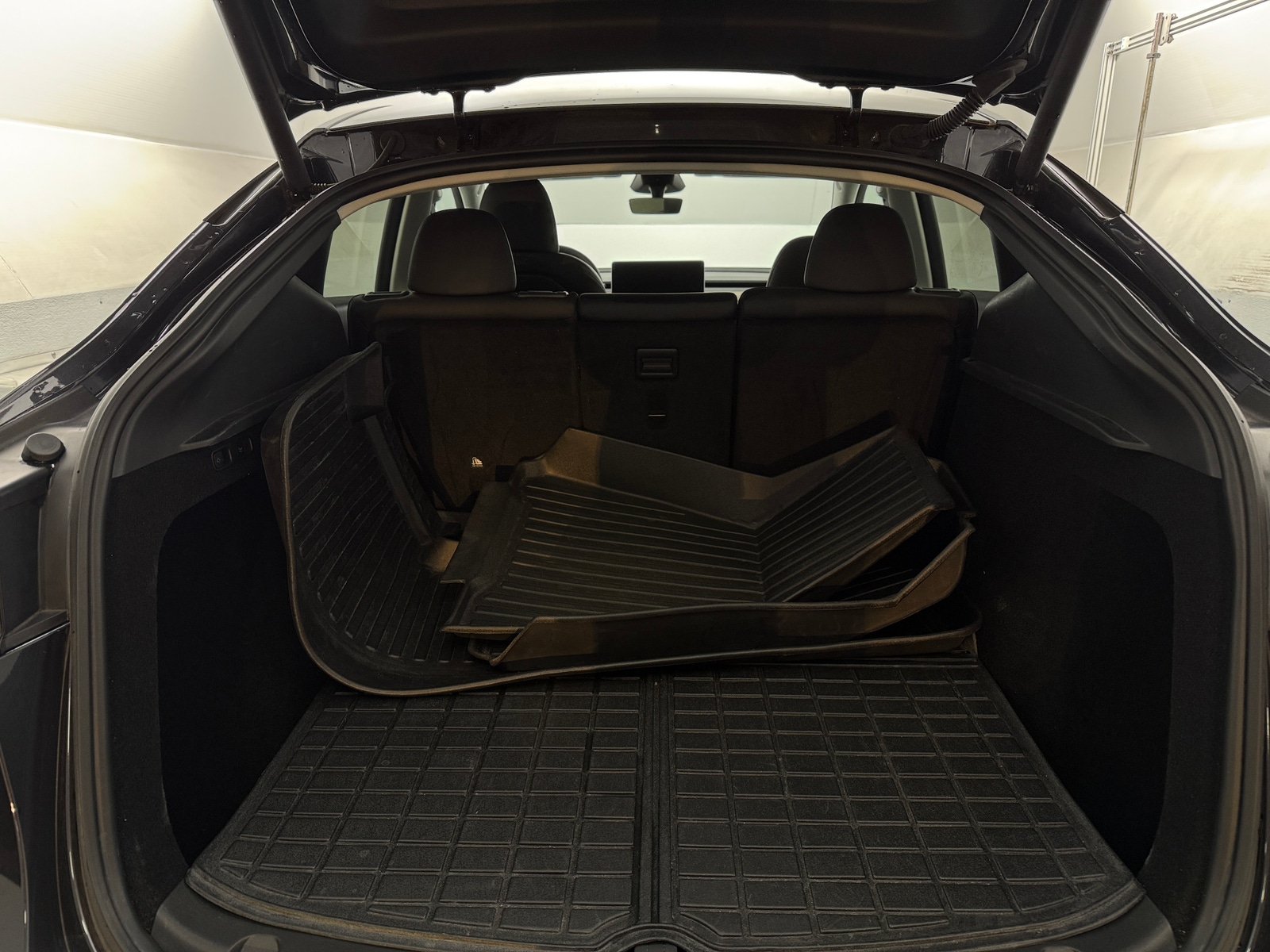 Thumbnail: 2024 Tesla Model Y - 6