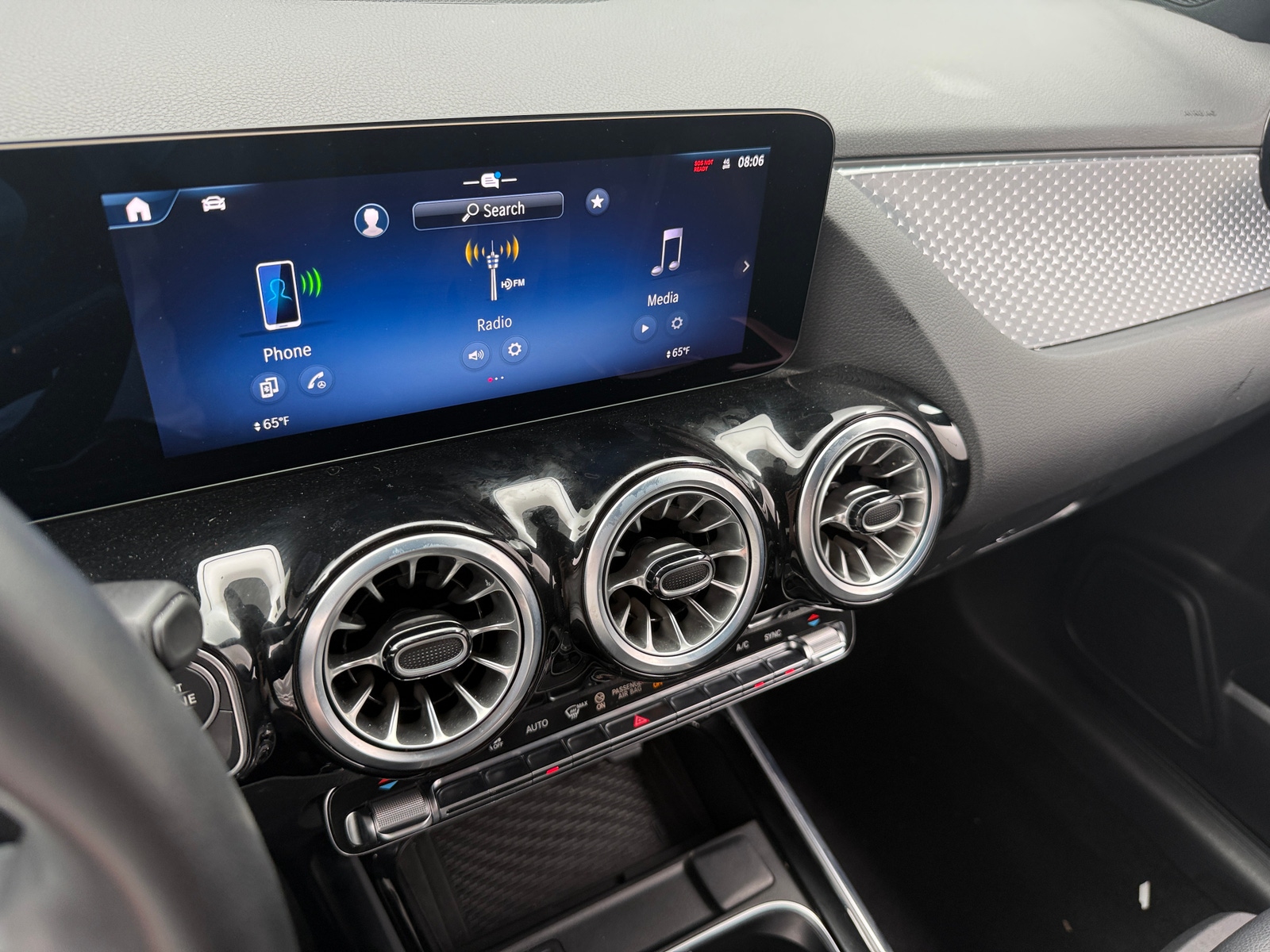 Thumbnail: 2025 Mercedes-Benz GLA - 3