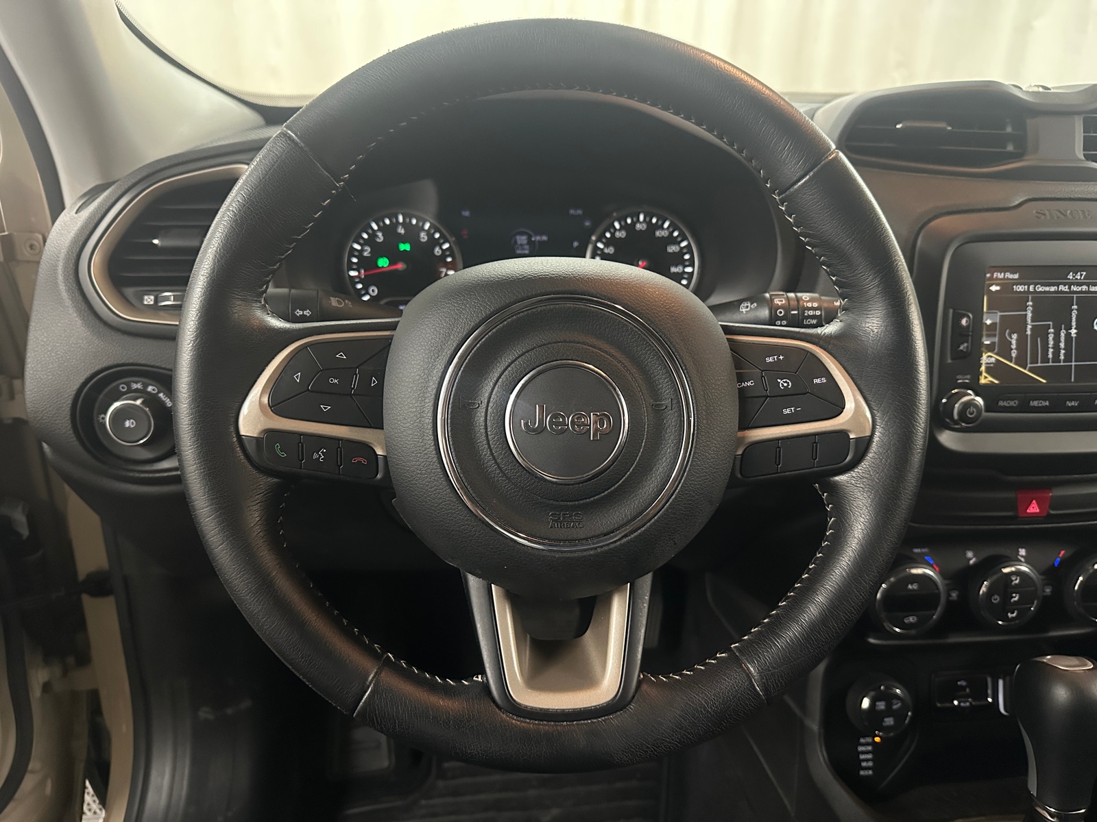 Thumbnail: 2017 Jeep Renegade - 5