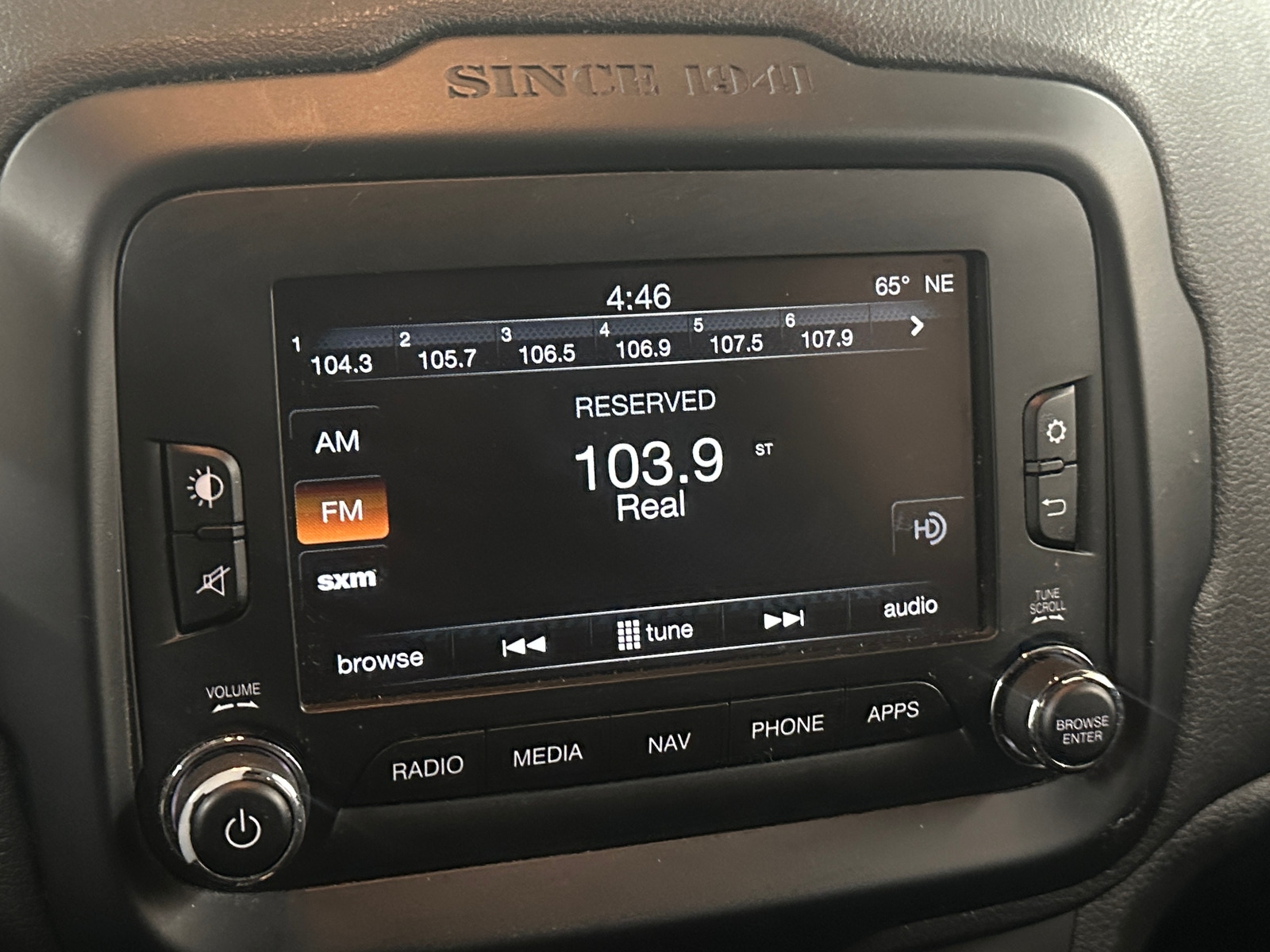 Thumbnail: 2017 Jeep Renegade - 4