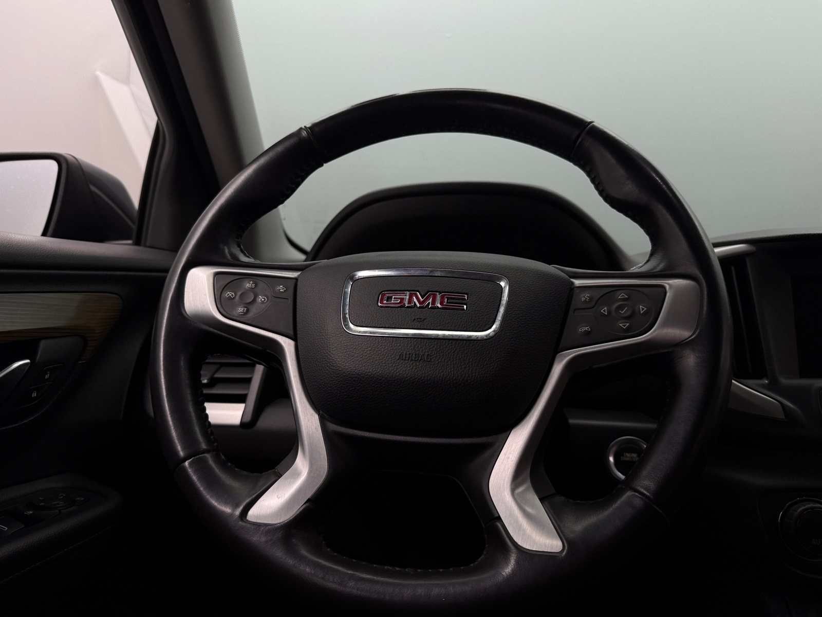 Thumbnail: 2020 GMC Terrain - 5