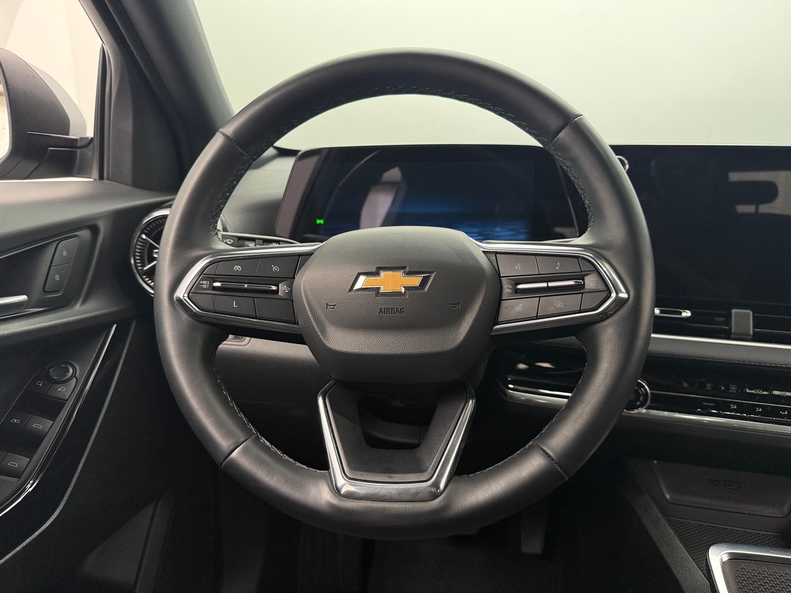 Thumbnail: 2025 Chevrolet Equinox - 5