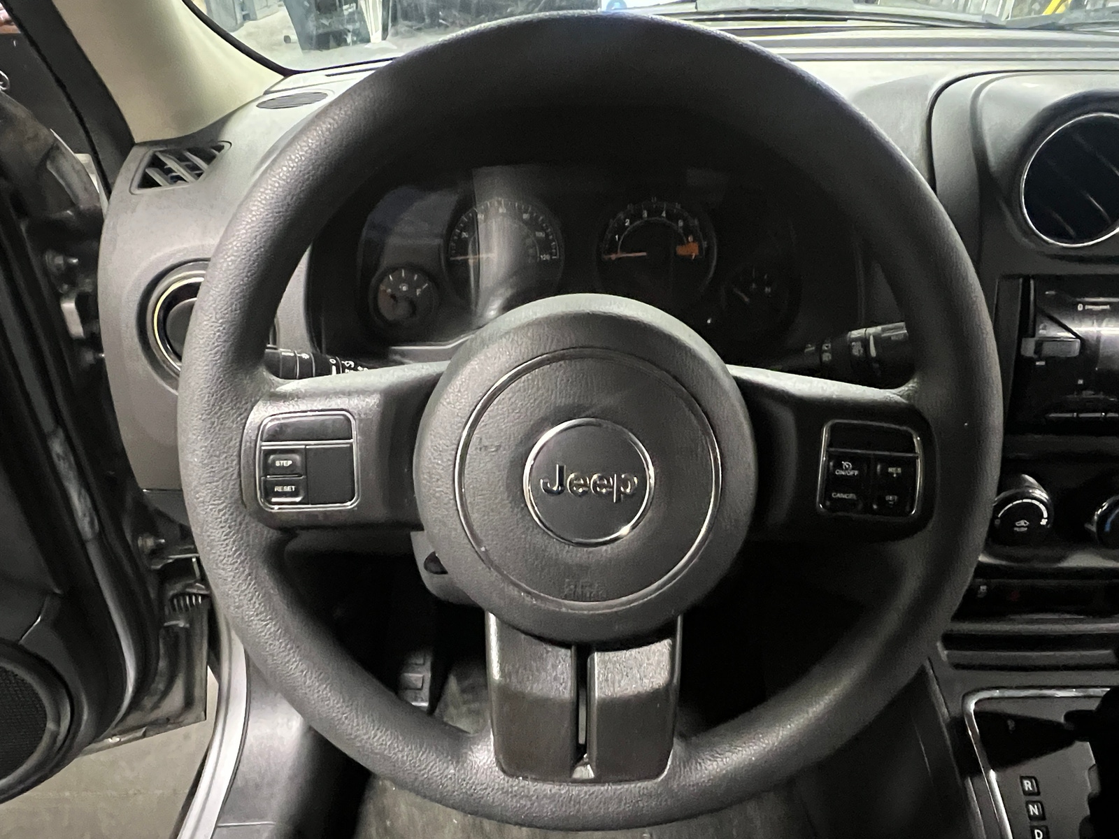 Thumbnail: 2016 Jeep Patriot - 5