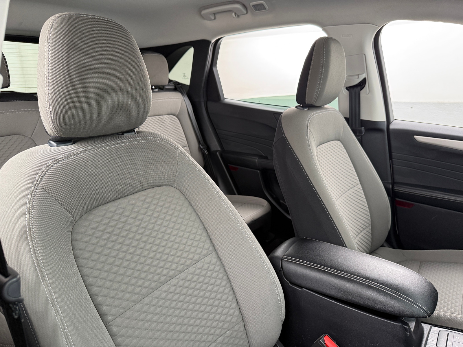 Thumbnail: 2022 Ford Escape - 2