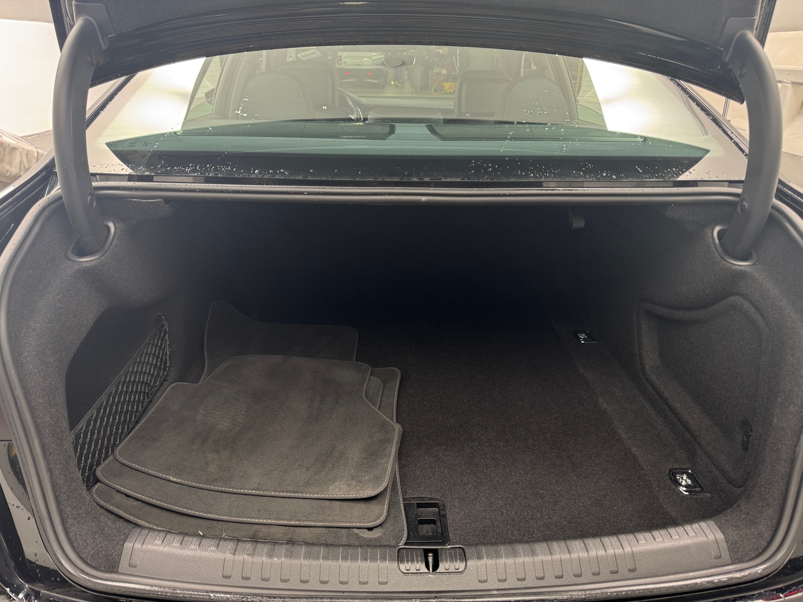 Thumbnail: 2023 Audi A6 - 6