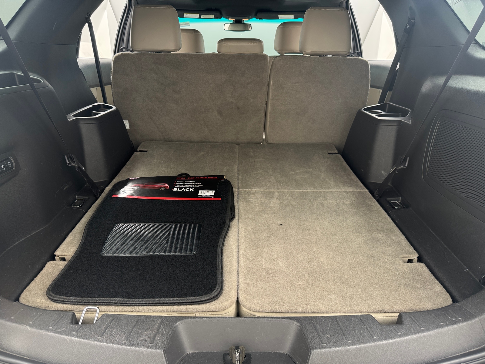 Thumbnail: 2015 Ford Explorer - 6