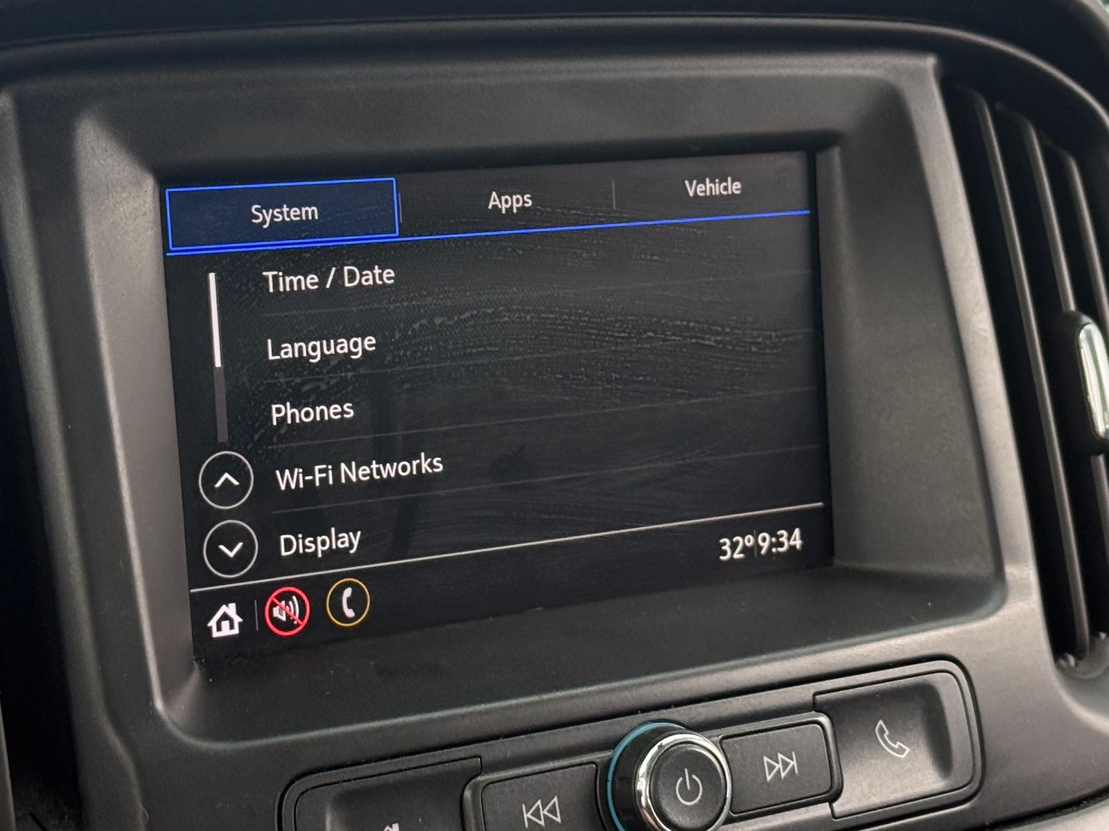 Thumbnail: 2020 Chevrolet Colorado - 4