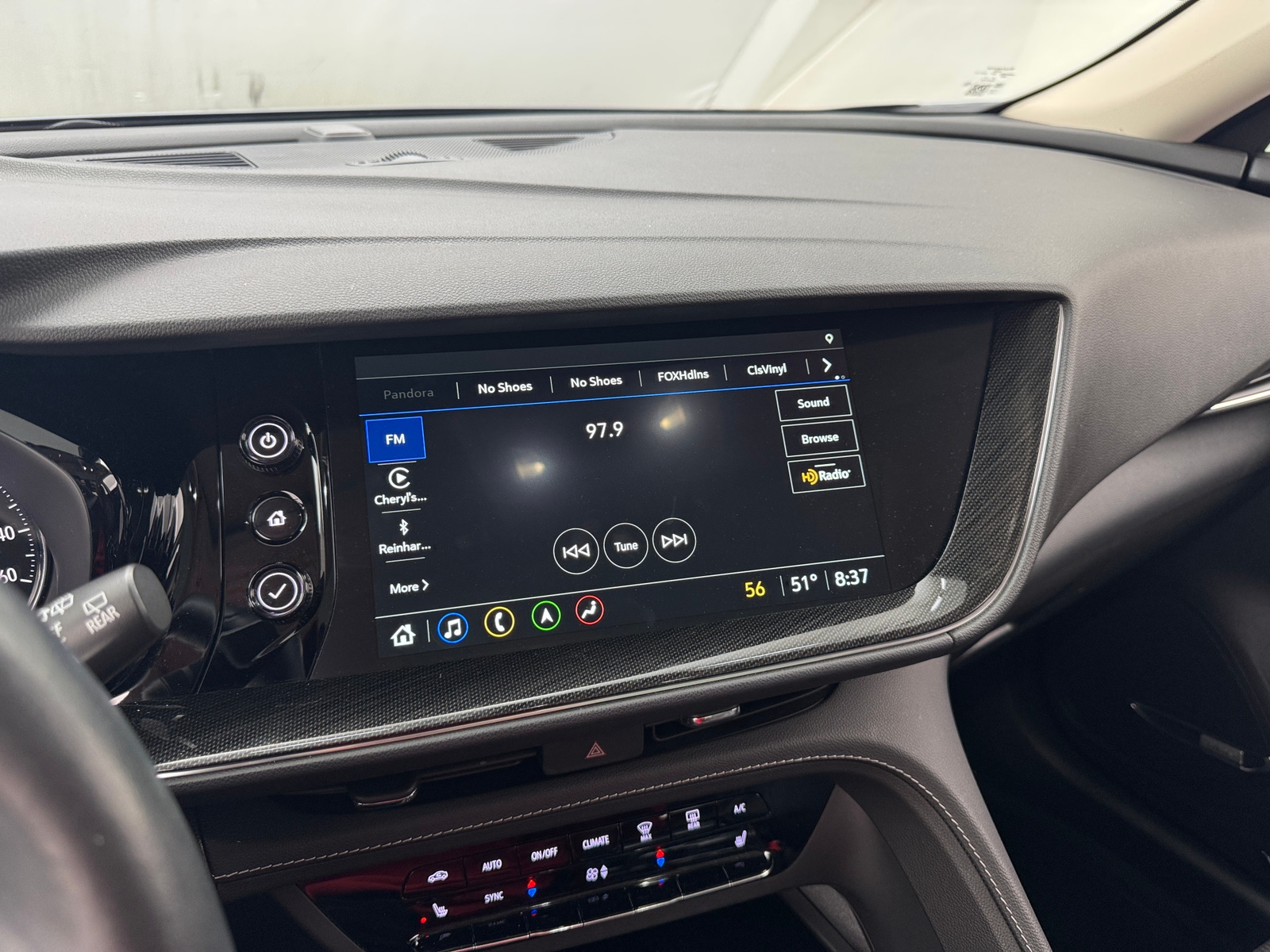 Thumbnail: 2022 Buick Envision - 3